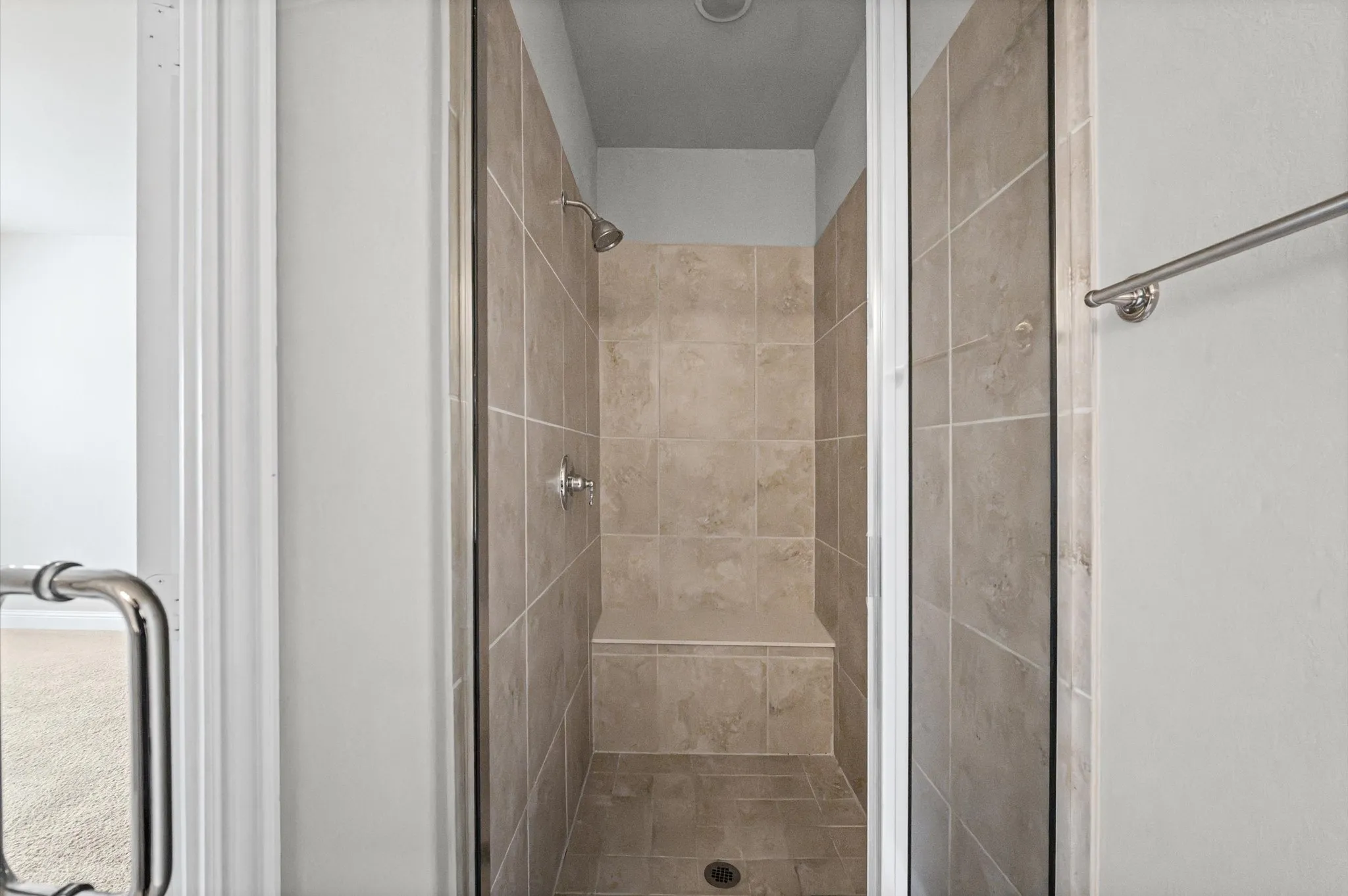 Condominium For Sale in Tarrant County , 905 Suma Drive, Euless, Texas 76040, 3 Bedroom, 3 Bathroom, 2 Garage spaces, 2,022 Sqft, built in 2023, mls#21390854, Real Estate Agent in Euless, Homes For Sale in Tarrant county, Homes For Sale in Euless, Realtor in Euless Texas, Real Estate Brokerage Independent Realty Texas, Luminita Cordes Realtor