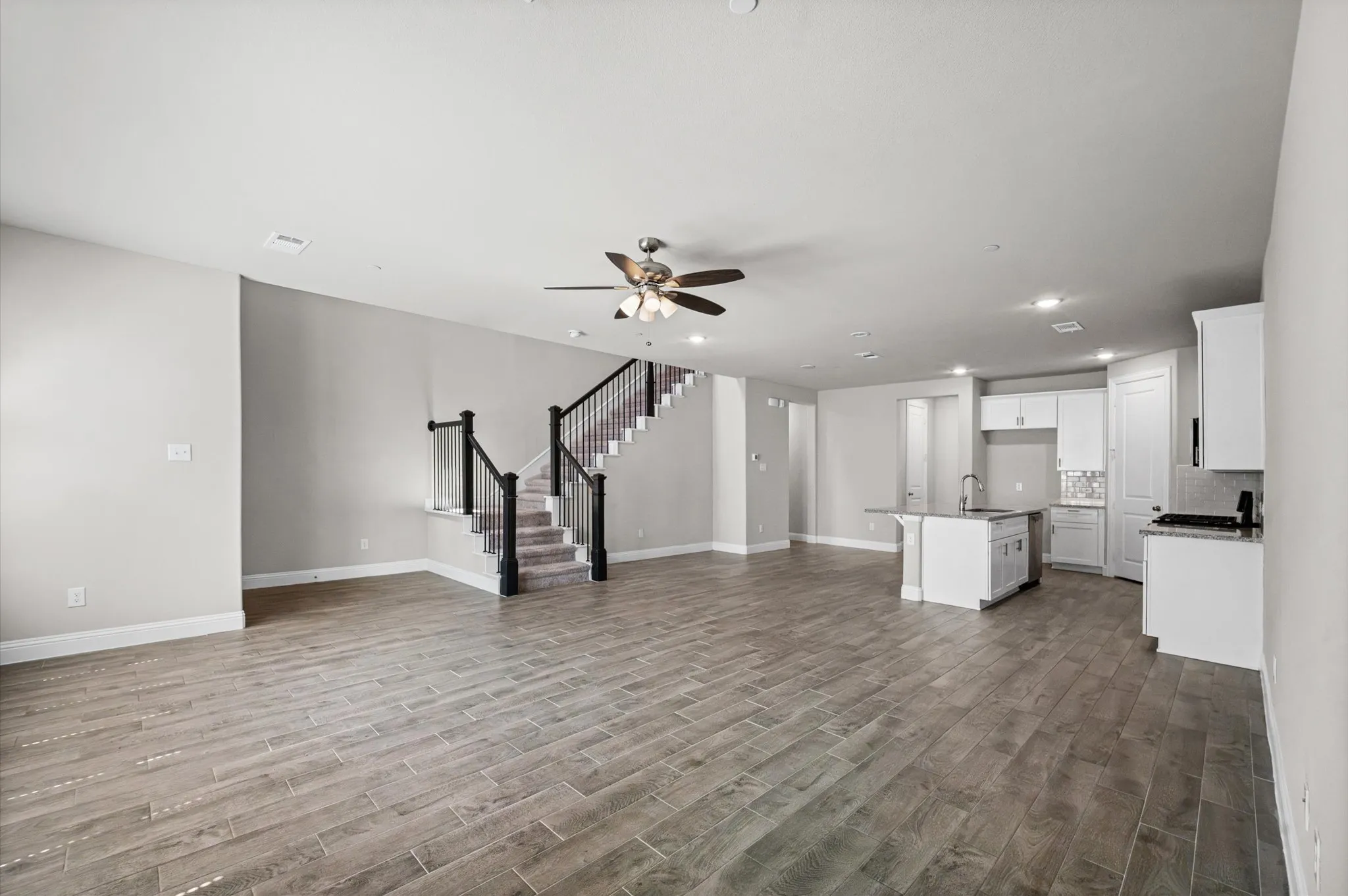 Condominium For Sale in Tarrant County , 905 Suma Drive, Euless, Texas 76040, 3 Bedroom, 3 Bathroom, 2 Garage spaces, 2,022 Sqft, built in 2023, mls#21390854, Real Estate Agent in Euless, Homes For Sale in Tarrant county, Homes For Sale in Euless, Realtor in Euless Texas, Real Estate Brokerage Independent Realty Texas, Luminita Cordes Realtor