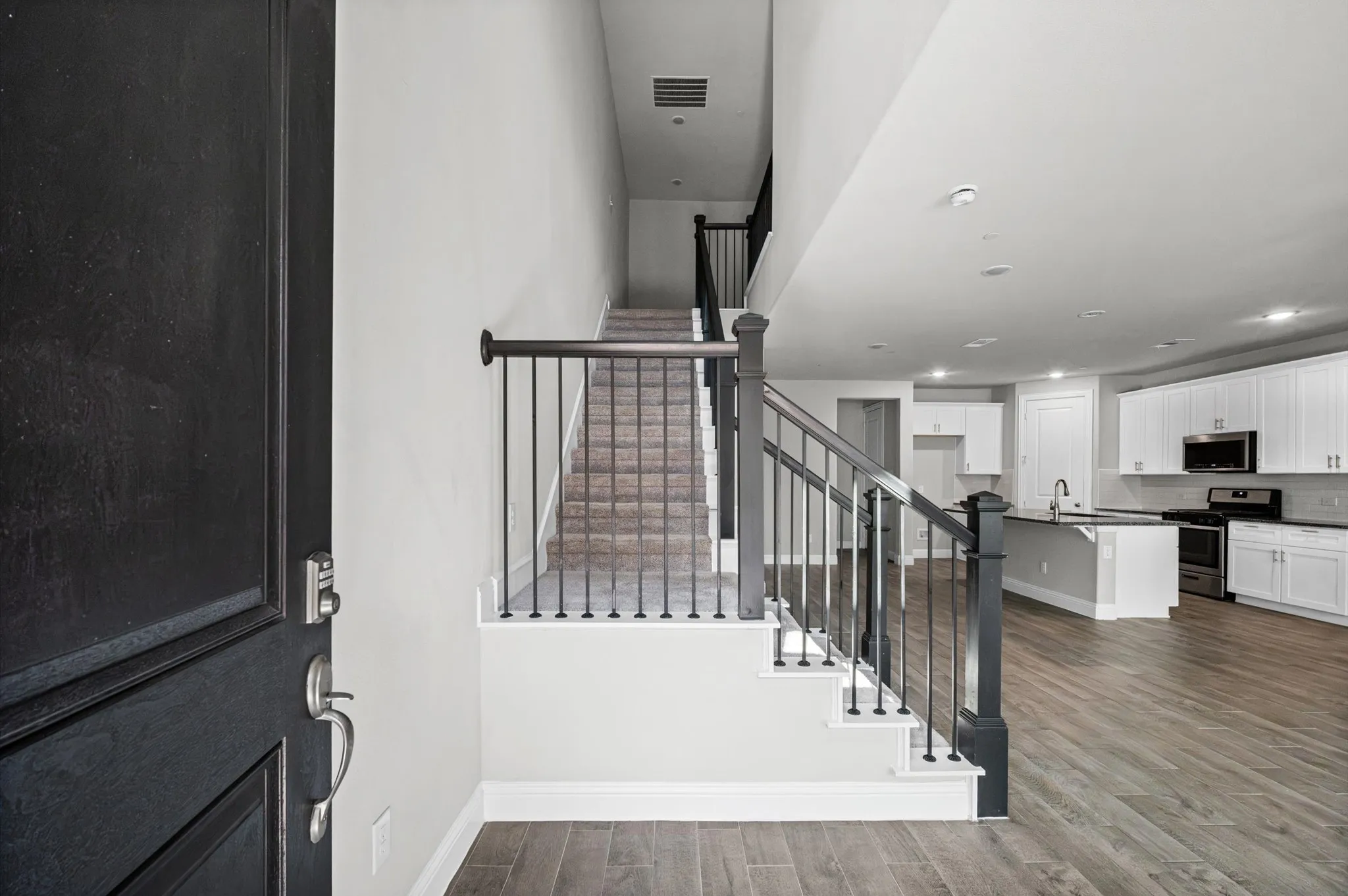 Condominium For Sale in Tarrant County , 905 Suma Drive, Euless, Texas 76040, 3 Bedroom, 3 Bathroom, 2 Garage spaces, 2,022 Sqft, built in 2023, mls#21390854, Real Estate Agent in Euless, Homes For Sale in Tarrant county, Homes For Sale in Euless, Realtor in Euless Texas, Real Estate Brokerage Independent Realty Texas, Luminita Cordes Realtor