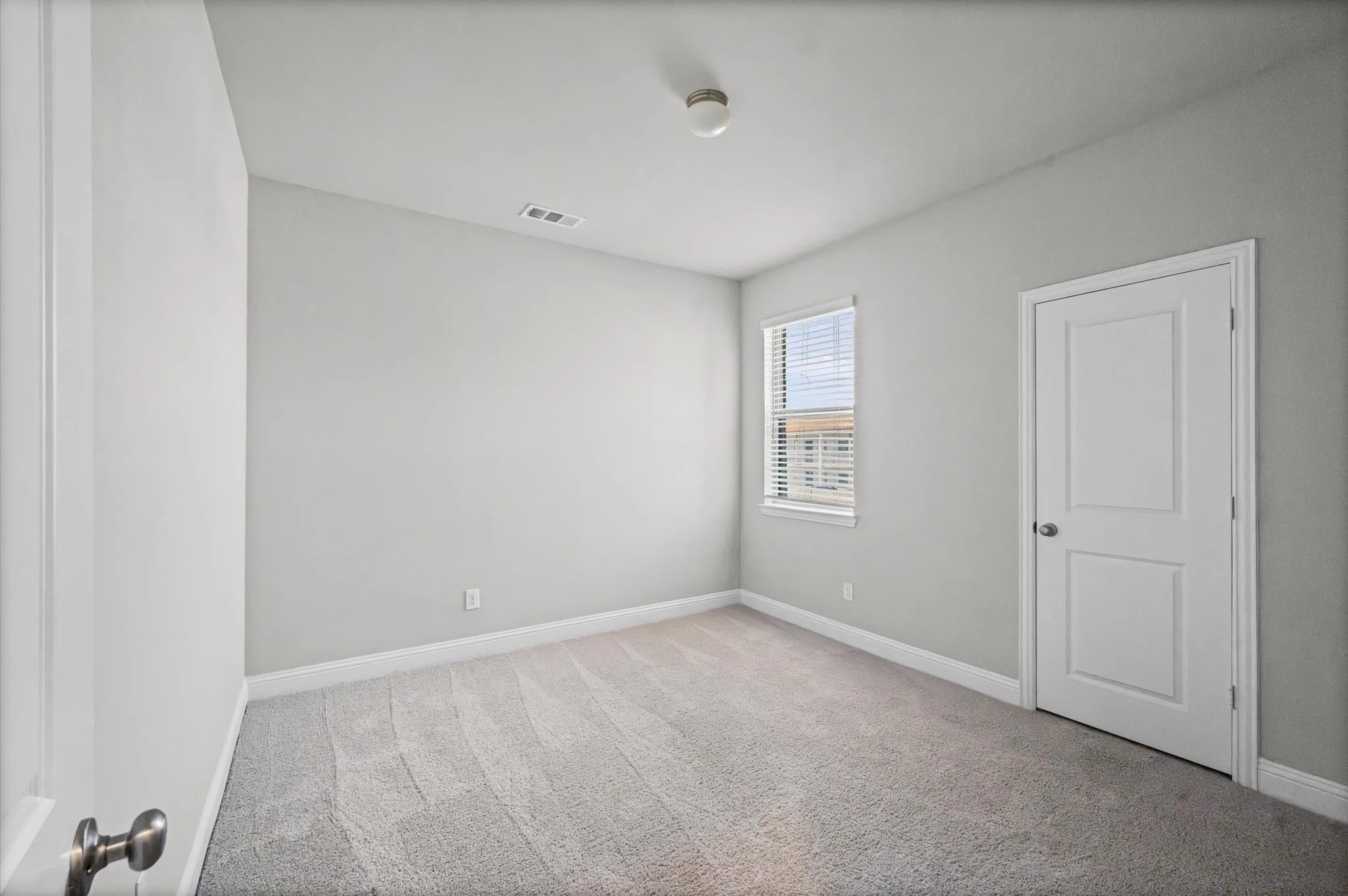 Condominium For Sale in Tarrant County , 905 Suma Drive, Euless, Texas 76040, 3 Bedroom, 3 Bathroom, 2 Garage spaces, 2,022 Sqft, built in 2023, mls#21390854, Real Estate Agent in Euless, Homes For Sale in Tarrant county, Homes For Sale in Euless, Realtor in Euless Texas, Real Estate Brokerage Independent Realty Texas, Luminita Cordes Realtor