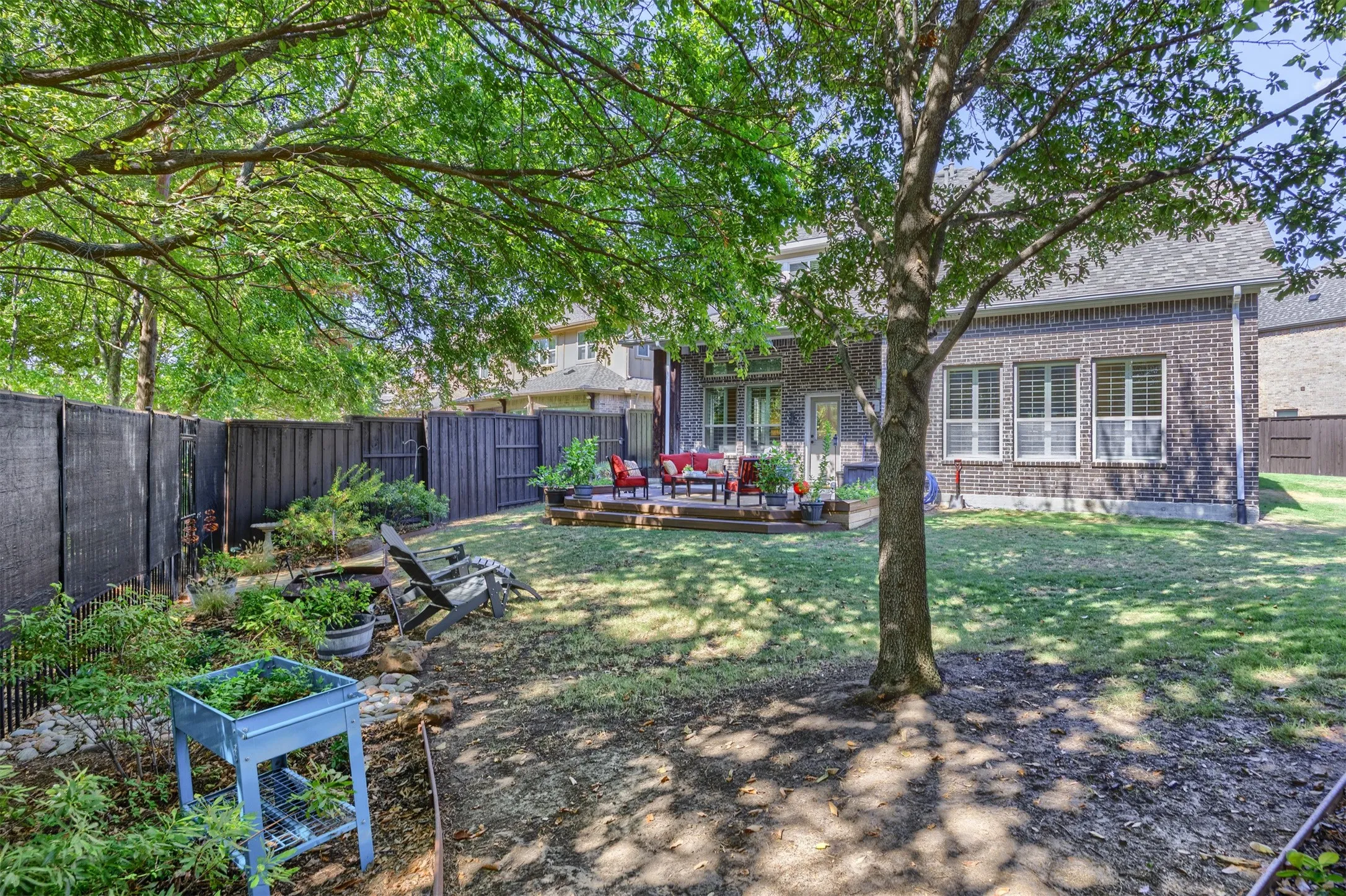Single Family Residence For Sale in Collin County , 18238 Brighton Green, Dallas, Texas 75252, 3 Bedroom, 4 Bathroom, 2 Garage spaces, 2,778 Sqft, built in 2011, mls#21388199, Real Estate Agent in Dallas, Homes For Sale in Collin county, Homes For Sale in Dallas, Realtor in Dallas Texas, Real Estate Brokerage Independent Realty Texas, Luminita Cordes Realtor