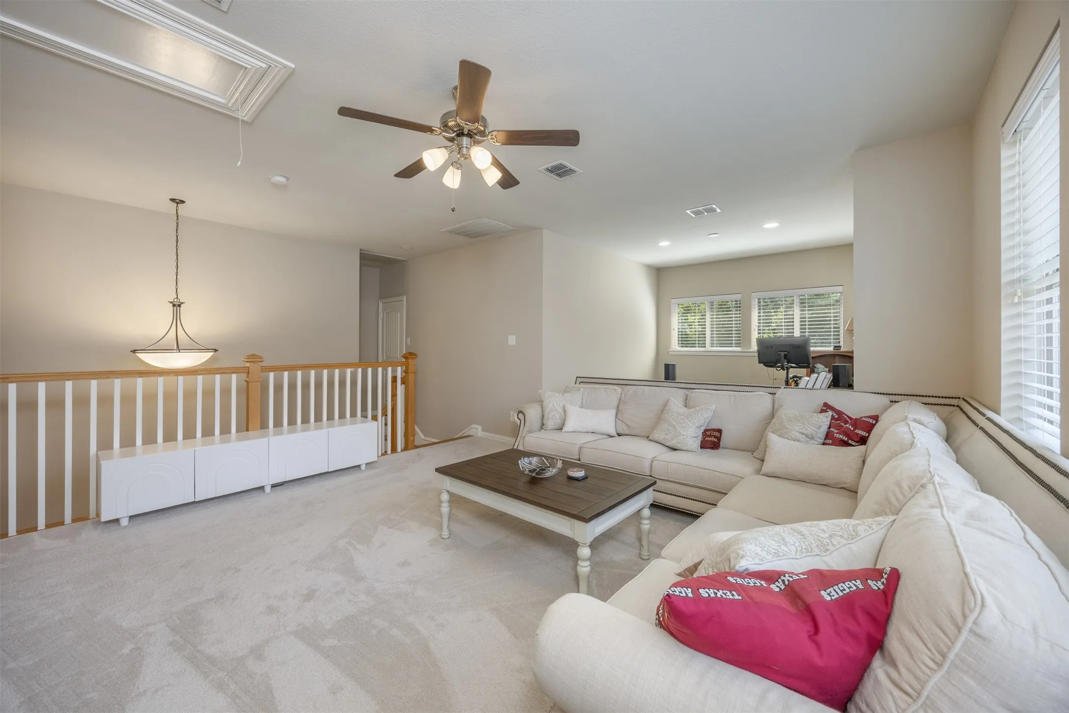 Single Family Residence For Sale in Collin County , 18238 Brighton Green, Dallas, Texas 75252, 3 Bedroom, 4 Bathroom, 2 Garage spaces, 2,778 Sqft, built in 2011, mls#21388199, Real Estate Agent in Dallas, Homes For Sale in Collin county, Homes For Sale in Dallas, Realtor in Dallas Texas, Real Estate Brokerage Independent Realty Texas, Luminita Cordes Realtor