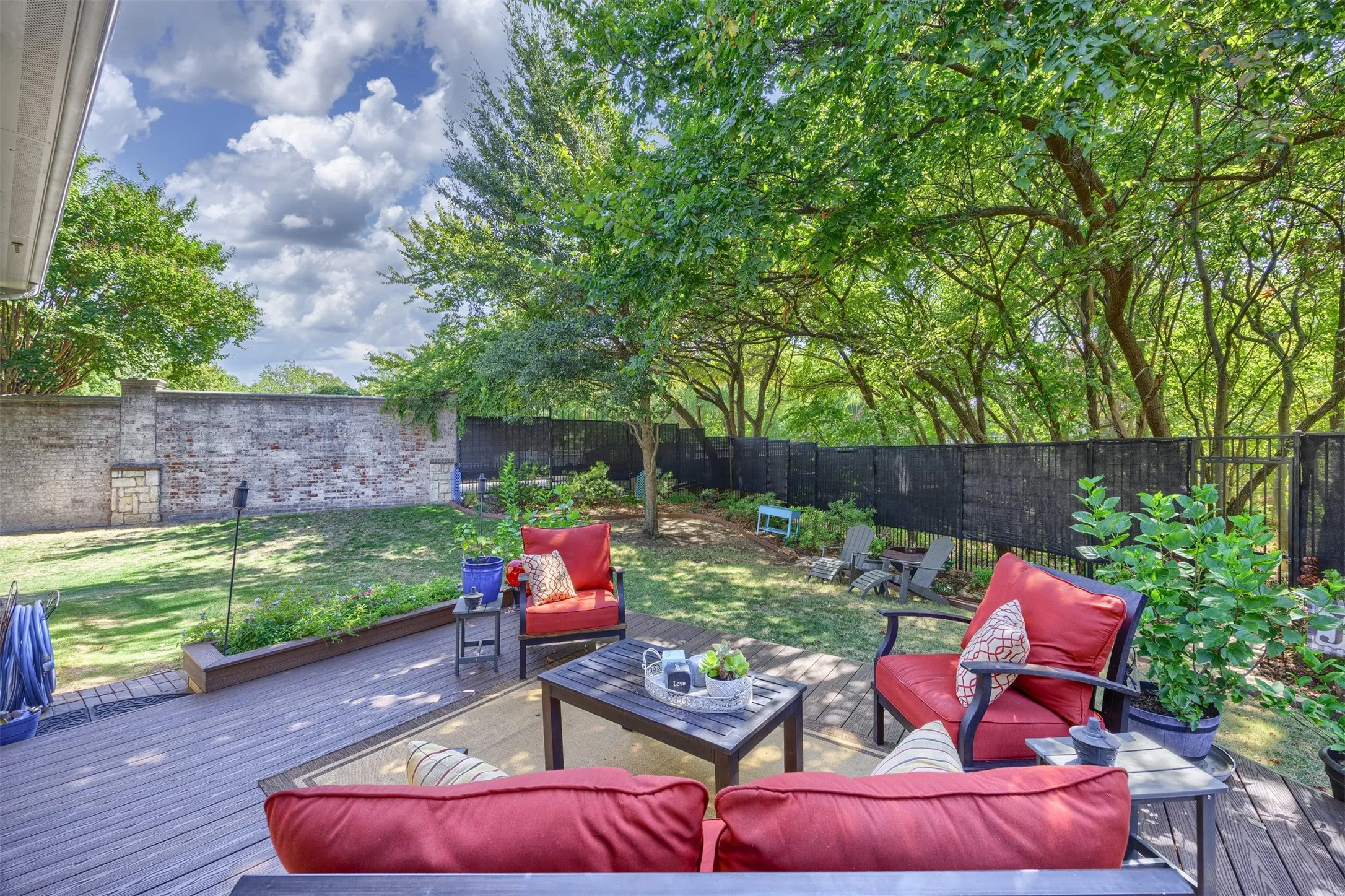 Single Family Residence For Sale in Collin County , 18238 Brighton Green, Dallas, Texas 75252, 3 Bedroom, 4 Bathroom, 2 Garage spaces, 2,778 Sqft, built in 2011, mls#21388199, Real Estate Agent in Dallas, Homes For Sale in Collin county, Homes For Sale in Dallas, Realtor in Dallas Texas, Real Estate Brokerage Independent Realty Texas, Luminita Cordes Realtor