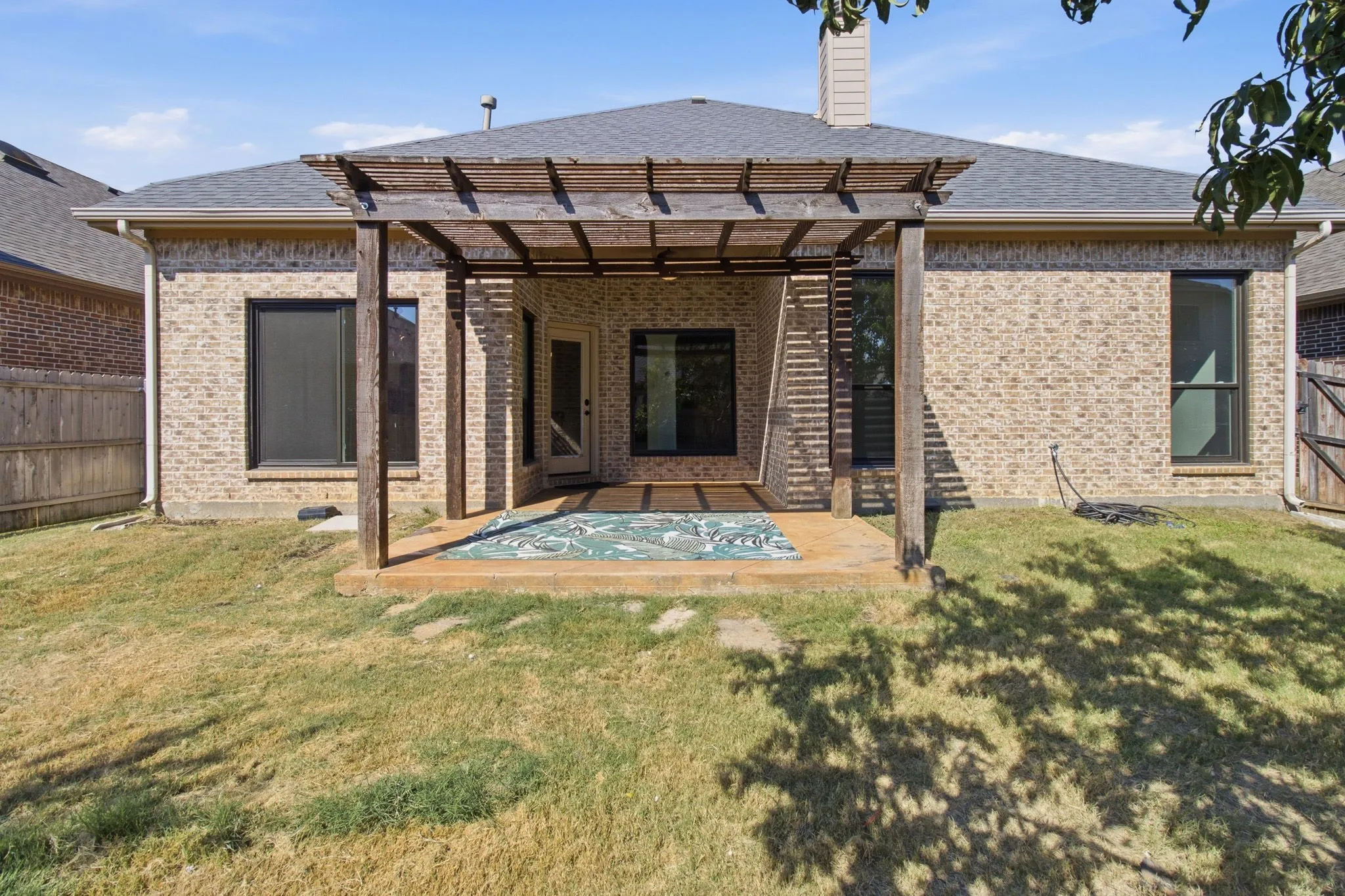 Single Family Residence For Sale in Denton County , 3313 Sombrero Drive, Denton, Texas 76210, 5 Bedroom, 4 Bathroom, 2 Garage spaces, 3,252 Sqft, built in 2013, mls#21390778, Real Estate Agent in Denton, Homes For Sale in Denton county, Homes For Sale in Denton, Realtor in Denton Texas, Real Estate Brokerage Independent Realty Texas, Luminita Cordes Realtor