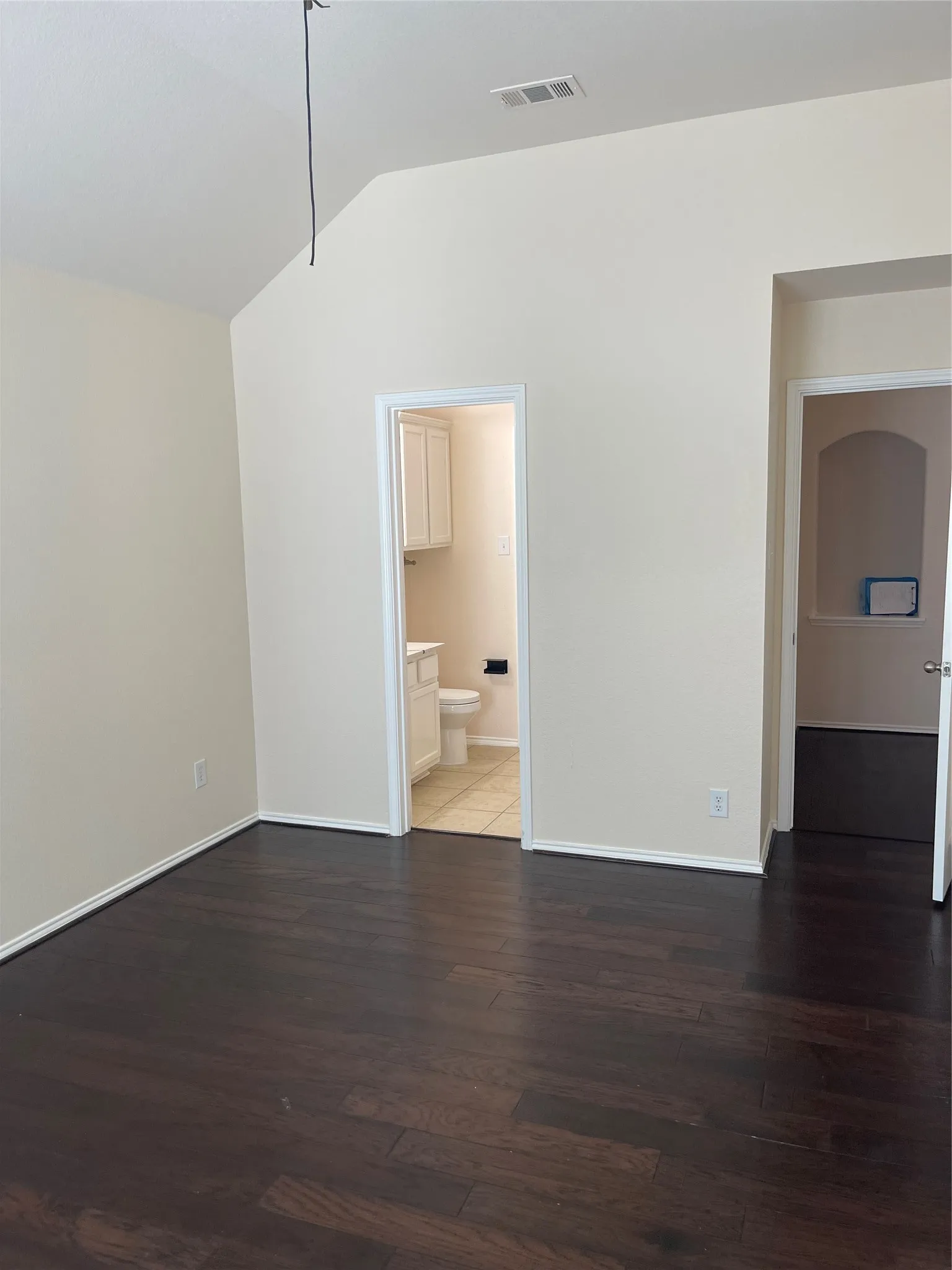 Single Family Residence For Sale in Tarrant County , 714 Crockett Drive, Mansfield, Texas 76063, 4 Bedroom, 4 Bathroom, 2 Garage spaces, 3,919 Sqft, built in 2005, mls#21389187, Real Estate Agent in Mansfield, Homes For Sale in Tarrant county, Homes For Sale in Mansfield, Realtor in Mansfield Texas, Real Estate Brokerage Independent Realty Texas, Luminita Cordes Realtor