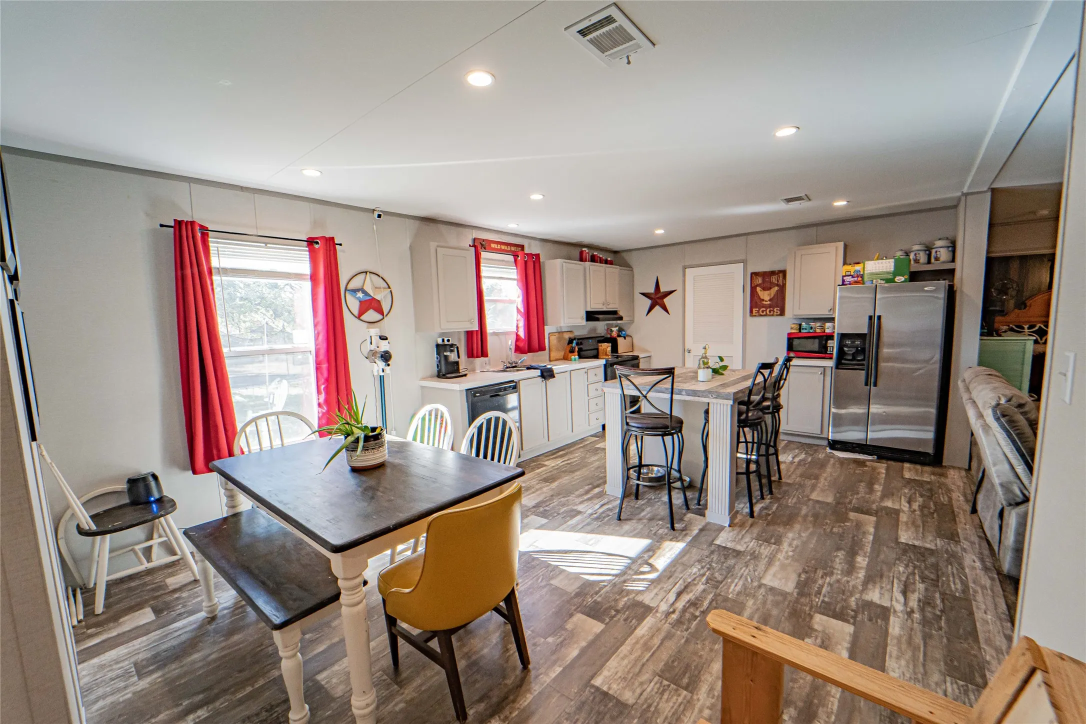 Mobile Home For Sale in Stephens County , 915 S Miller Street, Breckenridge, Texas 76424, 4 Bedroom, 2 Bathroom, Garage spaces, 1,500 Sqft, built in 2024, mls#21390844, Real Estate Agent in Breckenridge, Homes For Sale in Stephens county, Homes For Sale in Breckenridge, Realtor in Breckenridge Texas, Real Estate Brokerage Independent Realty Texas, Luminita Cordes Realtor