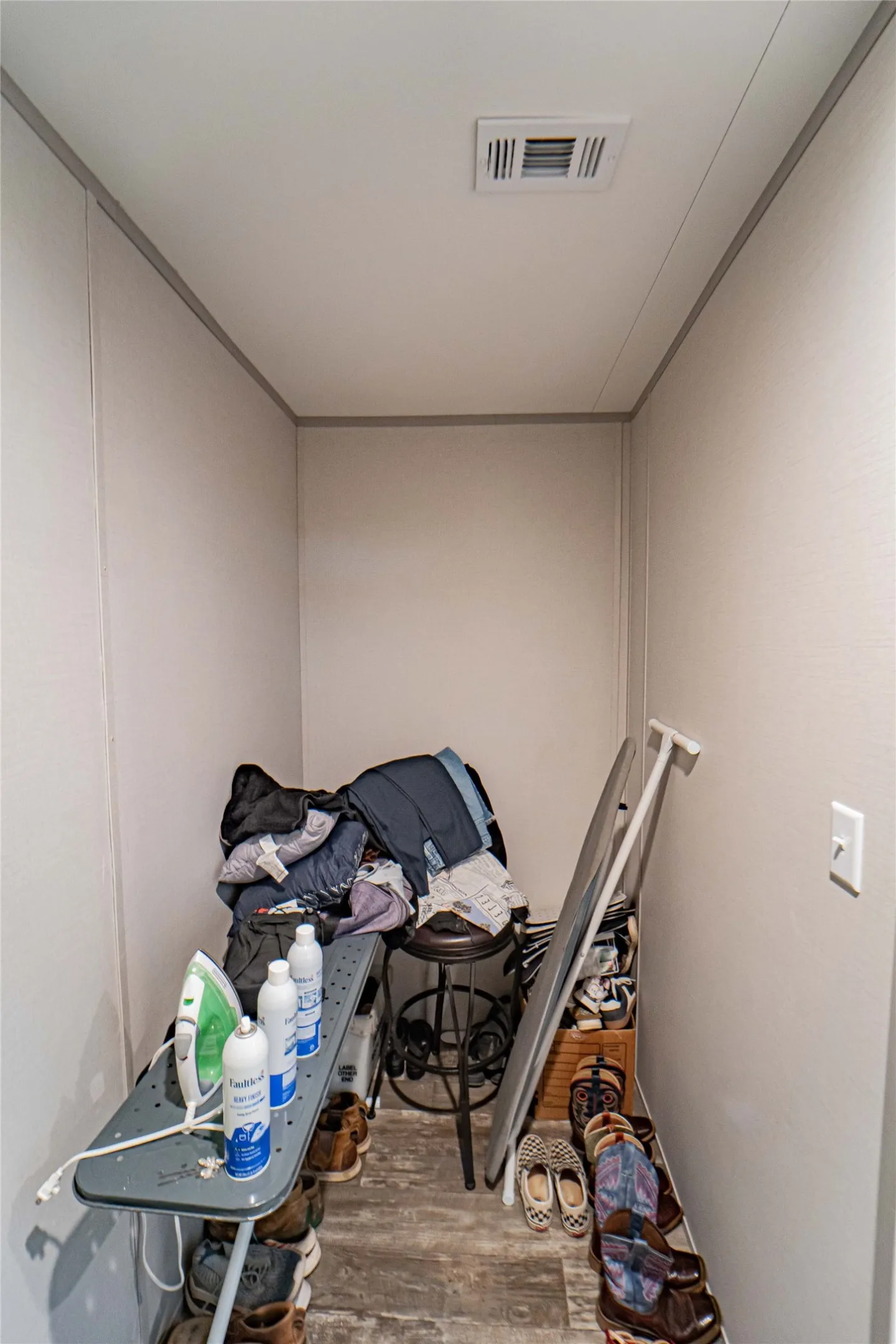 Mobile Home For Sale in Stephens County , 915 S Miller Street, Breckenridge, Texas 76424, 4 Bedroom, 2 Bathroom, Garage spaces, 1,500 Sqft, built in 2024, mls#21390844, Real Estate Agent in Breckenridge, Homes For Sale in Stephens county, Homes For Sale in Breckenridge, Realtor in Breckenridge Texas, Real Estate Brokerage Independent Realty Texas, Luminita Cordes Realtor