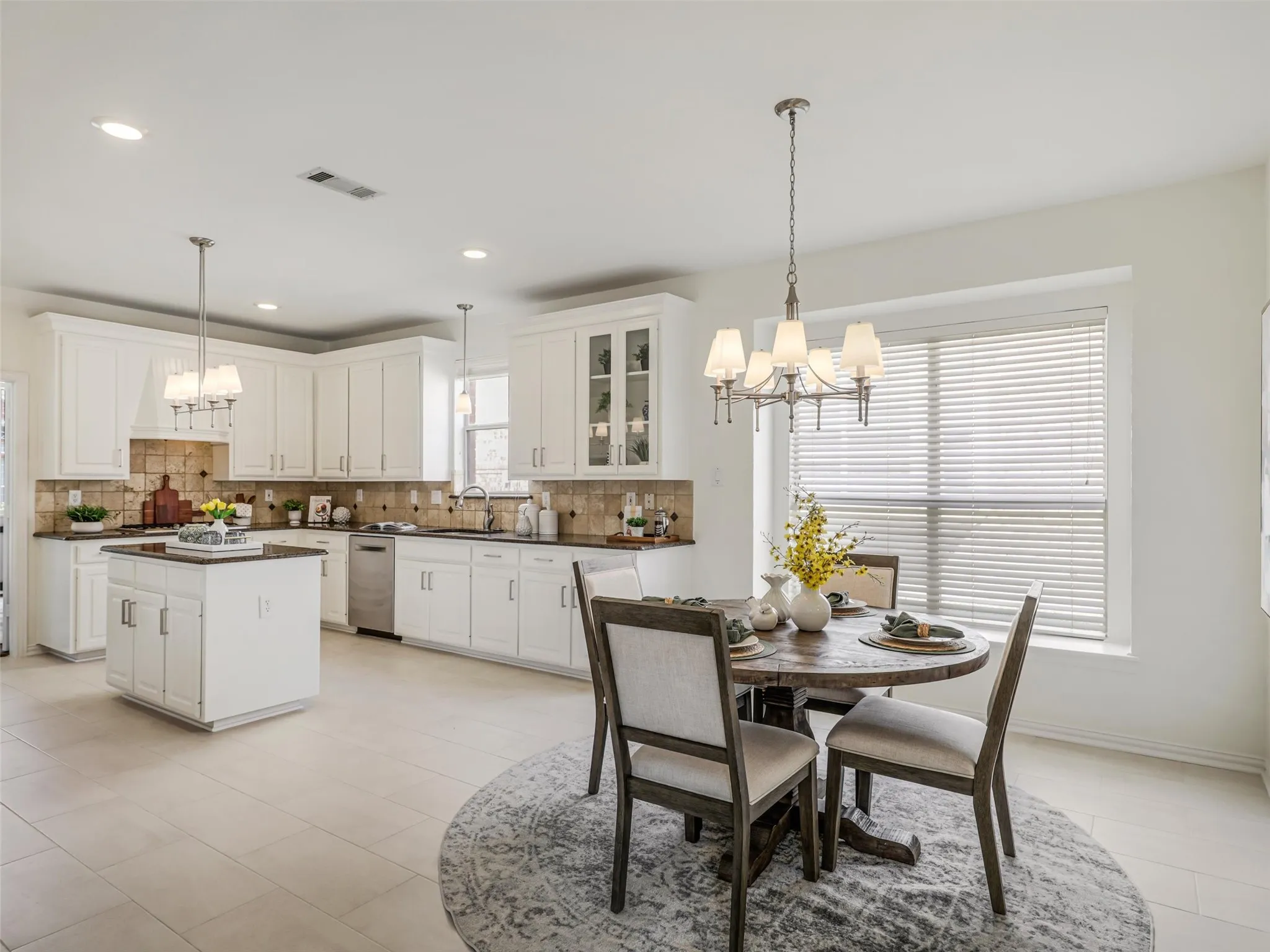 Single Family Residence For Sale in Collin County , 3308 Westwind Drive, Plano, Texas 75093, 5 Bedroom, 5 Bathroom, 2 Garage spaces, 3,339 Sqft, built in 1996, mls#21356934, Real Estate Agent in Plano, Homes For Sale in Collin county, Homes For Sale in Plano, Realtor in Plano Texas, Real Estate Brokerage Independent Realty Texas, Luminita Cordes Realtor