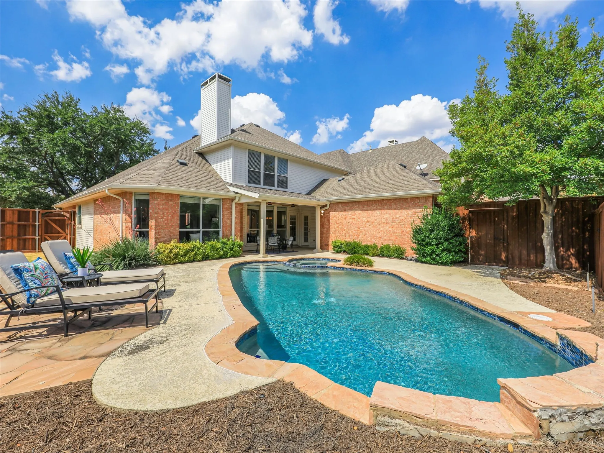 Single Family Residence For Sale in Collin County , 3308 Westwind Drive, Plano, Texas 75093, 5 Bedroom, 5 Bathroom, 2 Garage spaces, 3,339 Sqft, built in 1996, mls#21356934, Real Estate Agent in Plano, Homes For Sale in Collin county, Homes For Sale in Plano, Realtor in Plano Texas, Real Estate Brokerage Independent Realty Texas, Luminita Cordes Realtor
