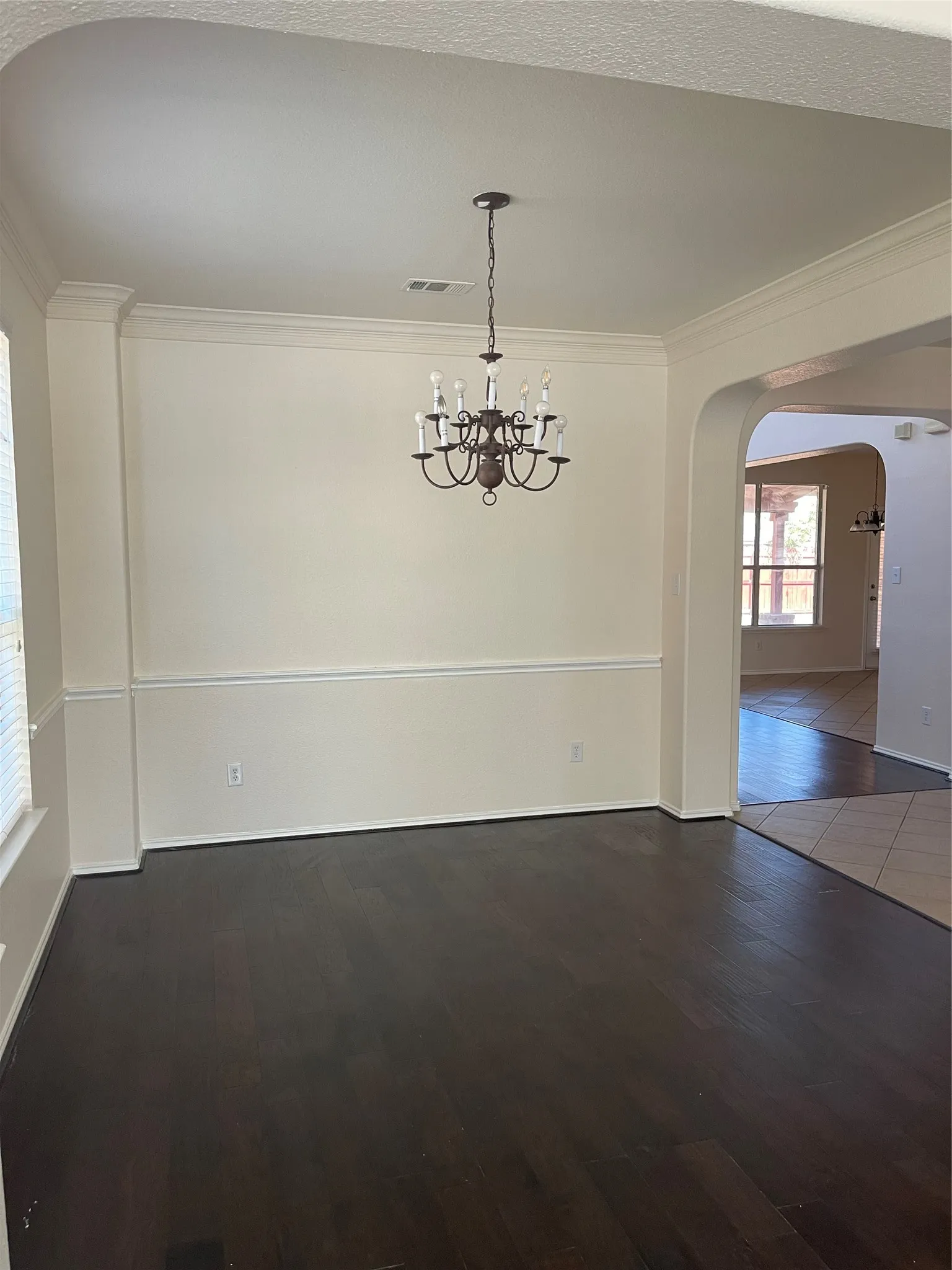Single Family Residence For Rent in Tarrant County , 714 Crockett Drive, Mansfield, Texas 76063, 4 Bedroom, 4 Bathroom, 2 Garage spaces, 3,919 Sqft, built in 2005, mls#21391281, Real Estate Agent in Mansfield, Homes For Rent in Tarrant county, Homes For Rent in Mansfield, Realtor in Mansfield Texas, Real Estate Brokerage Independent Realty Texas, Luminita Cordes Realtor