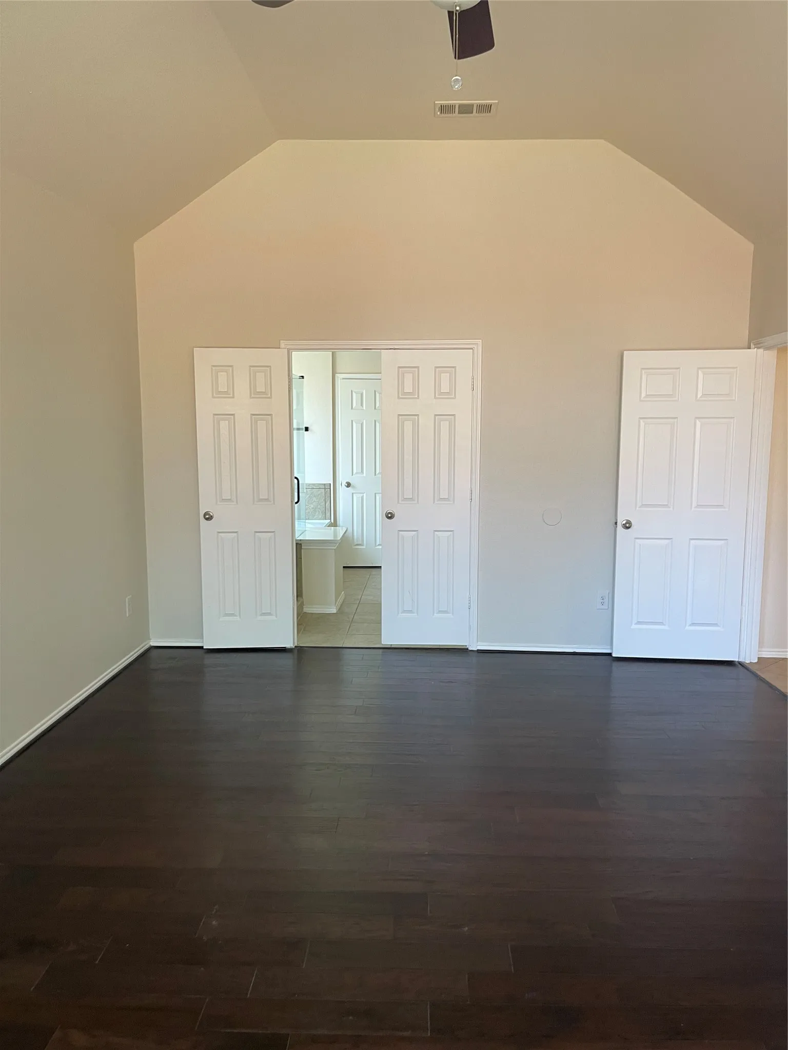 Single Family Residence For Rent in Tarrant County , 714 Crockett Drive, Mansfield, Texas 76063, 4 Bedroom, 4 Bathroom, 2 Garage spaces, 3,919 Sqft, built in 2005, mls#21391281, Real Estate Agent in Mansfield, Homes For Rent in Tarrant county, Homes For Rent in Mansfield, Realtor in Mansfield Texas, Real Estate Brokerage Independent Realty Texas, Luminita Cordes Realtor