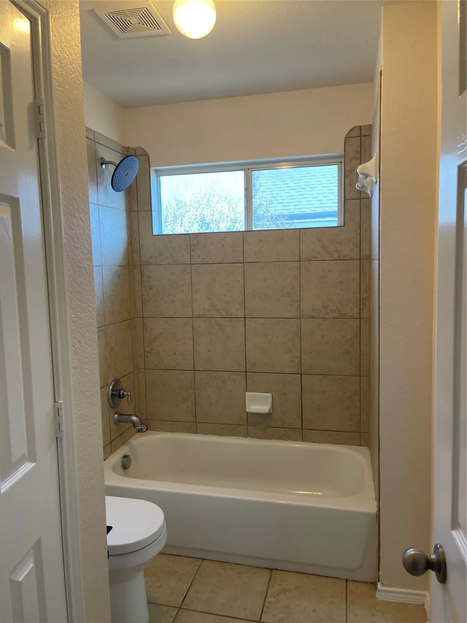 Single Family Residence For Rent in Tarrant County , 714 Crockett Drive, Mansfield, Texas 76063, 4 Bedroom, 4 Bathroom, 2 Garage spaces, 3,919 Sqft, built in 2005, mls#21391281, Real Estate Agent in Mansfield, Homes For Rent in Tarrant county, Homes For Rent in Mansfield, Realtor in Mansfield Texas, Real Estate Brokerage Independent Realty Texas, Luminita Cordes Realtor