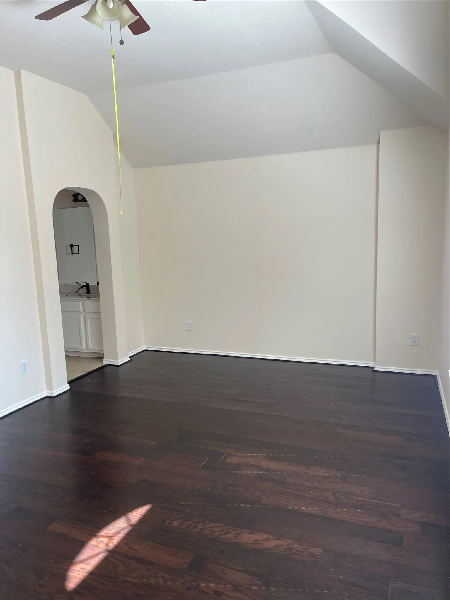 Single Family Residence For Rent in Tarrant County , 714 Crockett Drive, Mansfield, Texas 76063, 4 Bedroom, 4 Bathroom, 2 Garage spaces, 3,919 Sqft, built in 2005, mls#21391281, Real Estate Agent in Mansfield, Homes For Rent in Tarrant county, Homes For Rent in Mansfield, Realtor in Mansfield Texas, Real Estate Brokerage Independent Realty Texas, Luminita Cordes Realtor