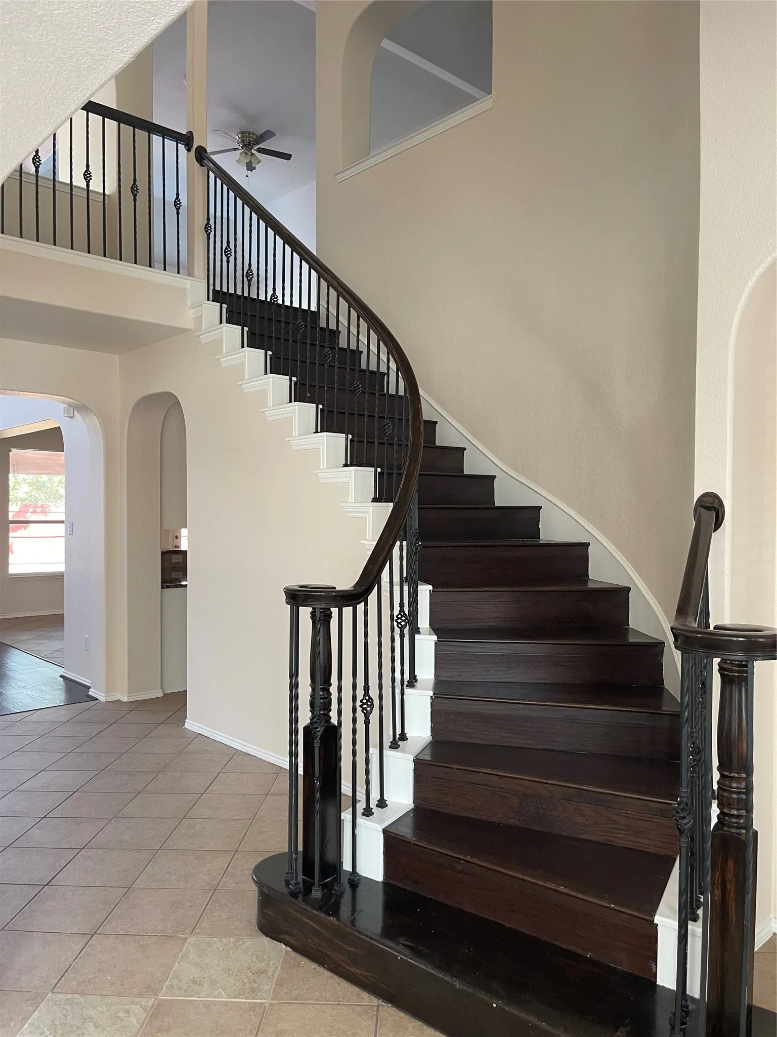 Single Family Residence For Rent in Tarrant County , 714 Crockett Drive, Mansfield, Texas 76063, 4 Bedroom, 4 Bathroom, 2 Garage spaces, 3,919 Sqft, built in 2005, mls#21391281, Real Estate Agent in Mansfield, Homes For Rent in Tarrant county, Homes For Rent in Mansfield, Realtor in Mansfield Texas, Real Estate Brokerage Independent Realty Texas, Luminita Cordes Realtor