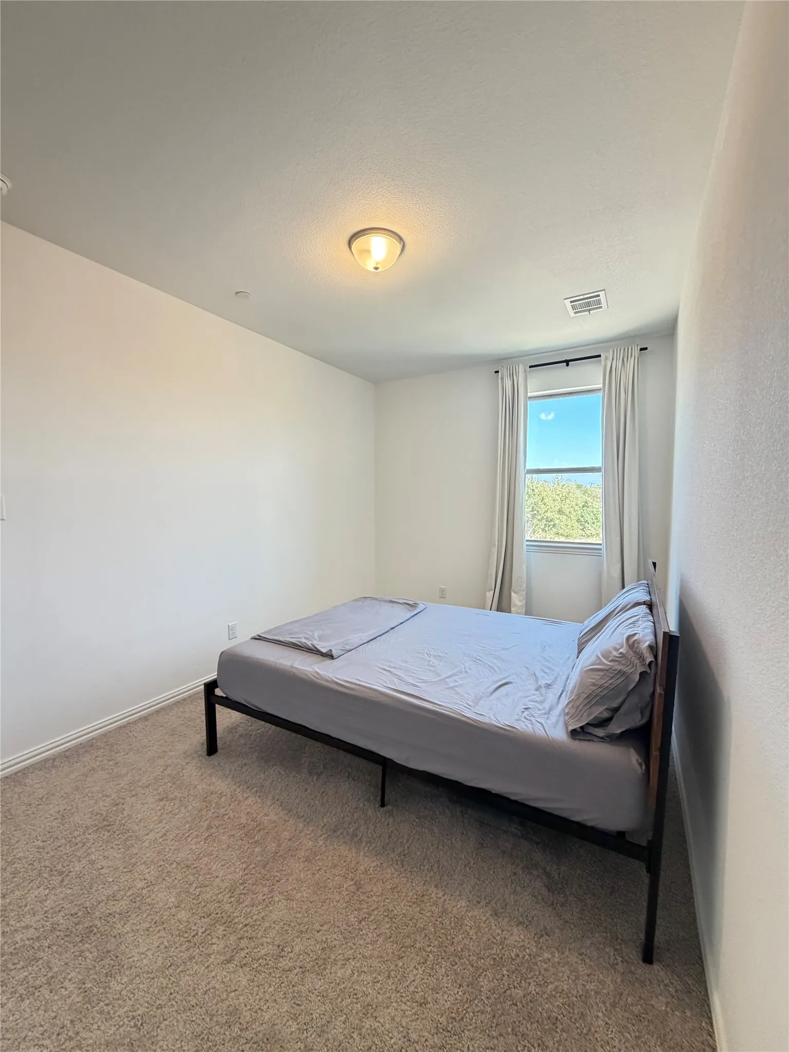 Townhouse For Rent in Dallas County , 5921 Baritone Court, Sachse, Texas 75048, 3 Bedroom, 3 Bathroom, 2 Garage spaces, 1,997 Sqft, built in 2023, mls#21391283, Real Estate Agent in Sachse, Homes For Rent in Dallas county, Homes For Rent in Sachse, Realtor in Sachse Texas, Real Estate Brokerage Independent Realty Texas, Luminita Cordes Realtor