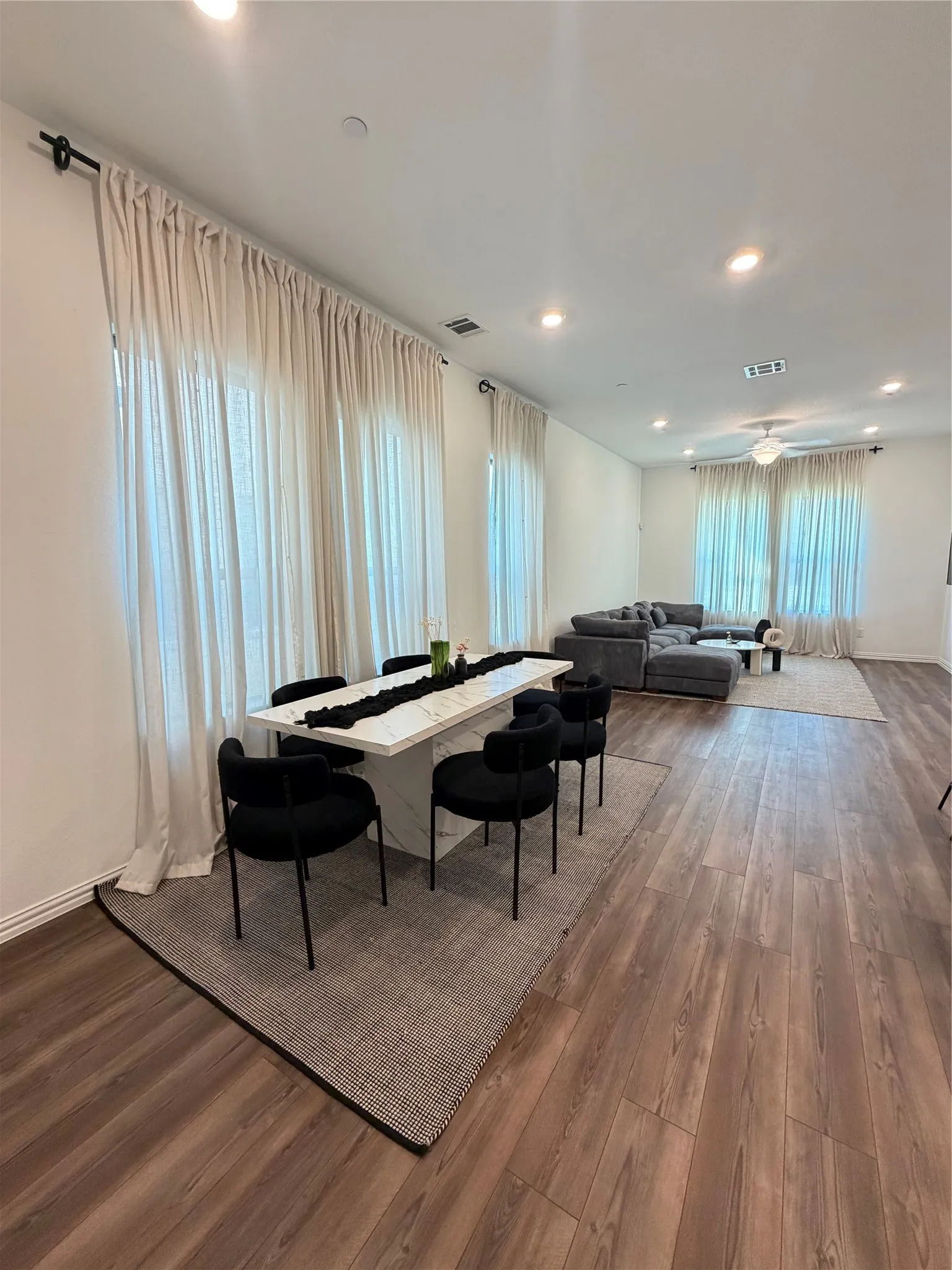 Townhouse For Rent in Dallas County , 5921 Baritone Court, Sachse, Texas 75048, 3 Bedroom, 3 Bathroom, 2 Garage spaces, 1,997 Sqft, built in 2023, mls#21391283, Real Estate Agent in Sachse, Homes For Rent in Dallas county, Homes For Rent in Sachse, Realtor in Sachse Texas, Real Estate Brokerage Independent Realty Texas, Luminita Cordes Realtor