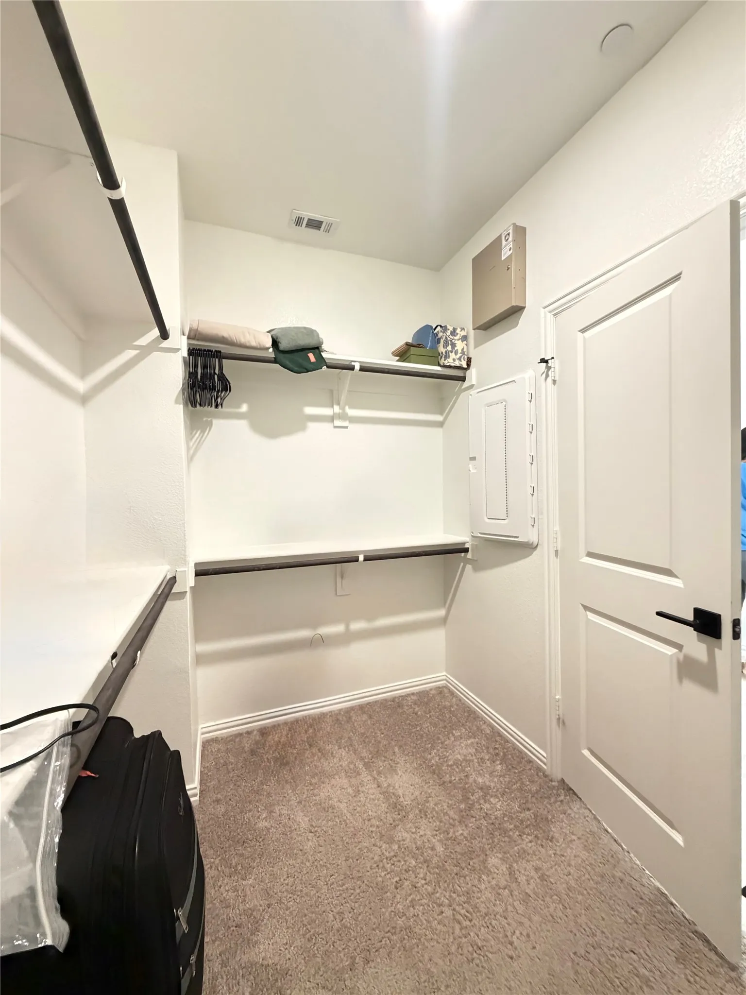 Townhouse For Rent in Dallas County , 5921 Baritone Court, Sachse, Texas 75048, 3 Bedroom, 3 Bathroom, 2 Garage spaces, 1,997 Sqft, built in 2023, mls#21391283, Real Estate Agent in Sachse, Homes For Rent in Dallas county, Homes For Rent in Sachse, Realtor in Sachse Texas, Real Estate Brokerage Independent Realty Texas, Luminita Cordes Realtor
