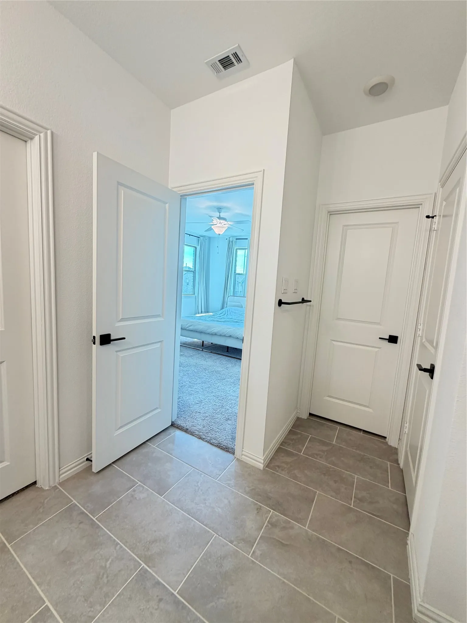 Townhouse For Rent in Dallas County , 5921 Baritone Court, Sachse, Texas 75048, 3 Bedroom, 3 Bathroom, 2 Garage spaces, 1,997 Sqft, built in 2023, mls#21391283, Real Estate Agent in Sachse, Homes For Rent in Dallas county, Homes For Rent in Sachse, Realtor in Sachse Texas, Real Estate Brokerage Independent Realty Texas, Luminita Cordes Realtor