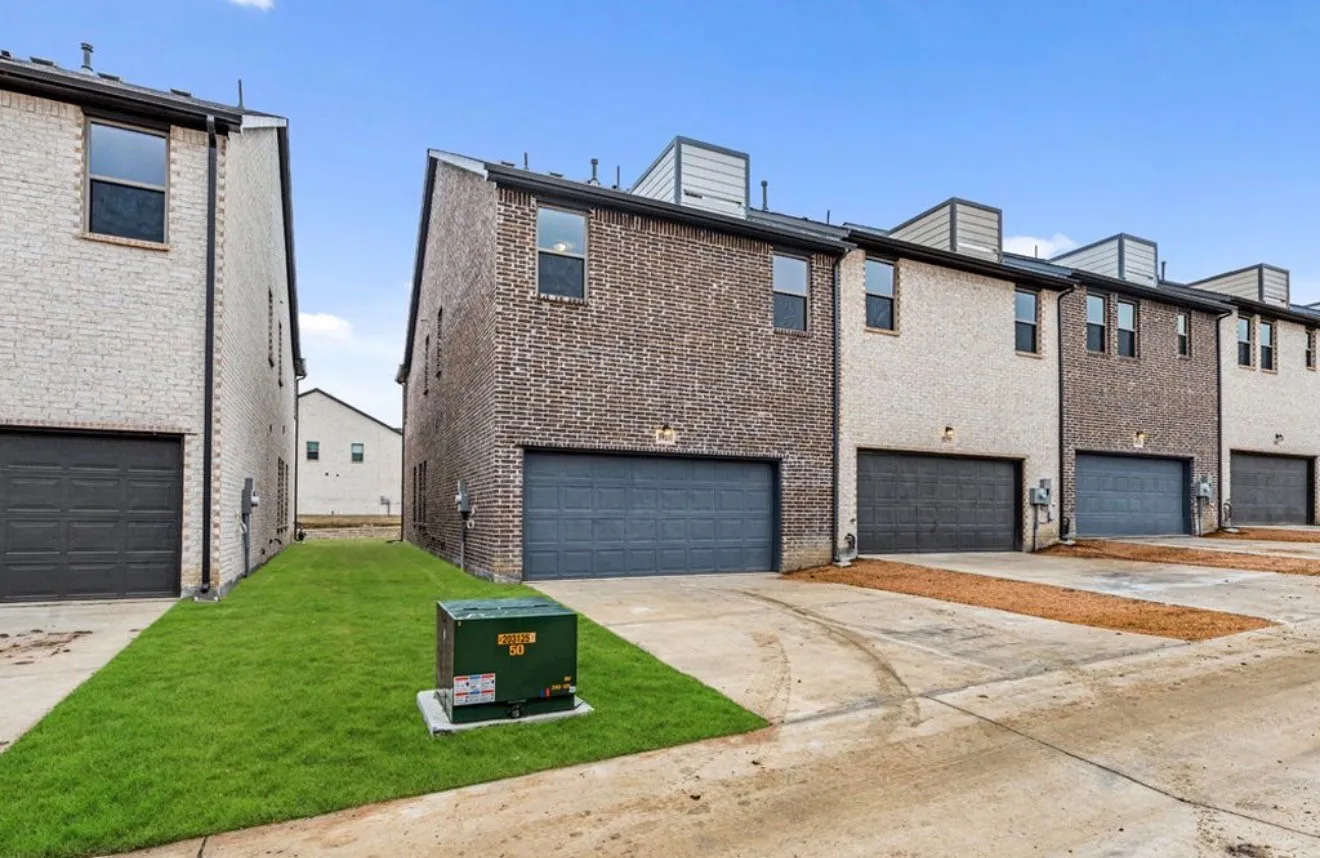 Townhouse For Rent in Dallas County , 5921 Baritone Court, Sachse, Texas 75048, 3 Bedroom, 3 Bathroom, 2 Garage spaces, 1,997 Sqft, built in 2023, mls#21391283, Real Estate Agent in Sachse, Homes For Rent in Dallas county, Homes For Rent in Sachse, Realtor in Sachse Texas, Real Estate Brokerage Independent Realty Texas, Luminita Cordes Realtor