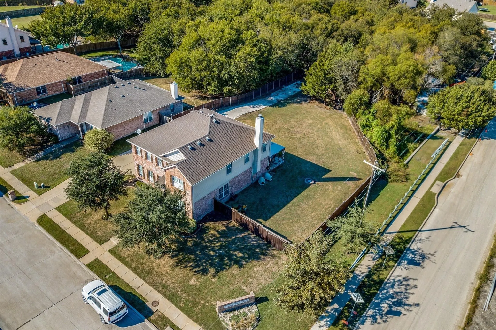 Single Family Residence For Sale in Rockwall County , 4016 Poplar Point Drive, Rockwall, Texas 75032, 5 Bedroom, 3 Bathroom, 2 Garage spaces, 3,148 Sqft, built in 2004, mls#21391286, Real Estate Agent in Rockwall, Homes For Sale in Rockwall county, Homes For Sale in Rockwall, Realtor in Rockwall Texas, Real Estate Brokerage Independent Realty Texas, Luminita Cordes Realtor