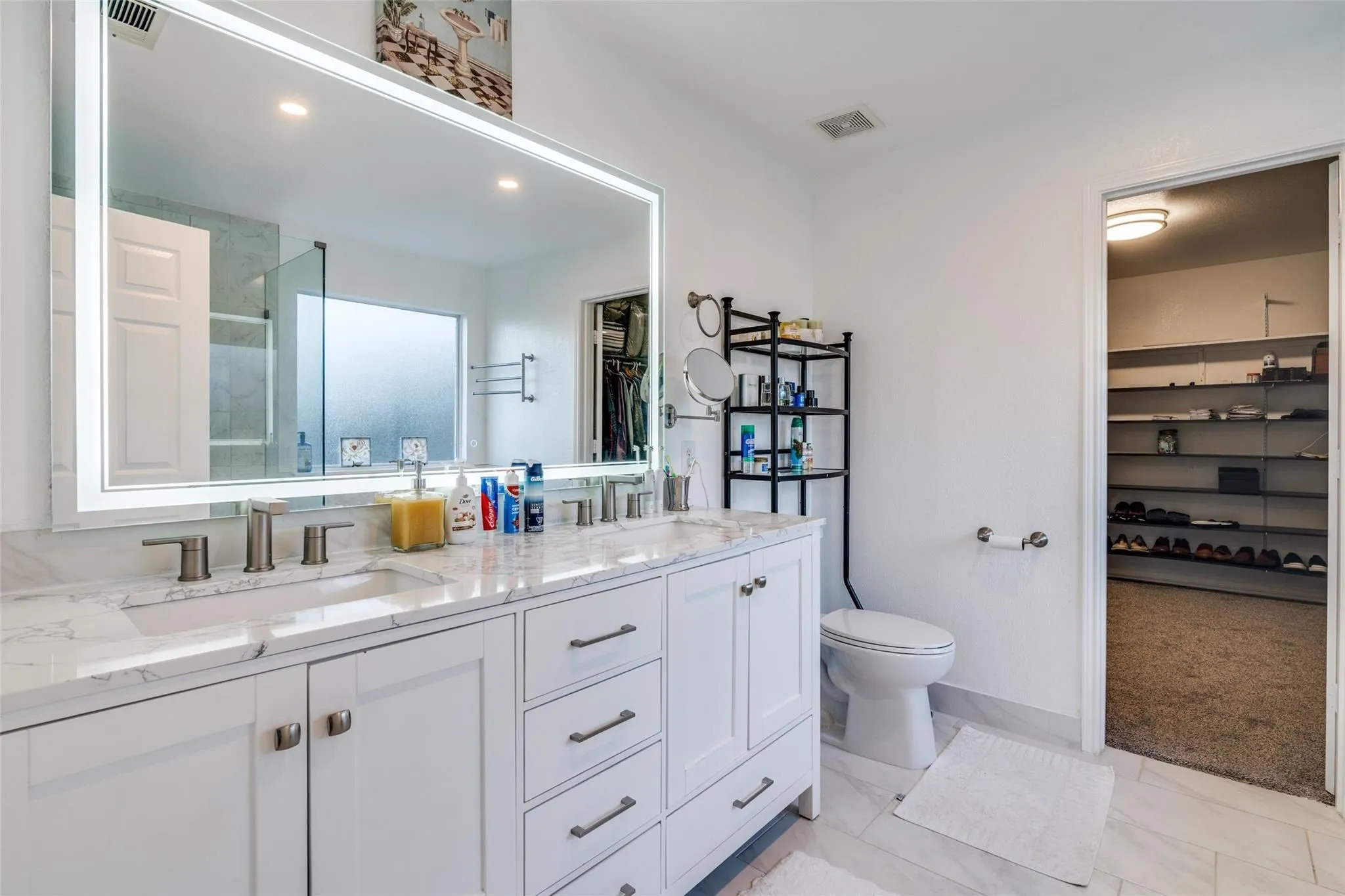 Single Family Residence For Sale in Rockwall County , 4016 Poplar Point Drive, Rockwall, Texas 75032, 5 Bedroom, 3 Bathroom, 2 Garage spaces, 3,148 Sqft, built in 2004, mls#21391286, Real Estate Agent in Rockwall, Homes For Sale in Rockwall county, Homes For Sale in Rockwall, Realtor in Rockwall Texas, Real Estate Brokerage Independent Realty Texas, Luminita Cordes Realtor