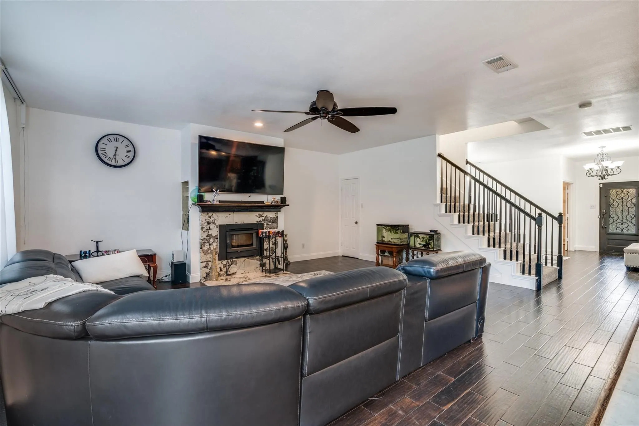 Single Family Residence For Sale in Rockwall County , 4016 Poplar Point Drive, Rockwall, Texas 75032, 5 Bedroom, 3 Bathroom, 2 Garage spaces, 3,148 Sqft, built in 2004, mls#21391286, Real Estate Agent in Rockwall, Homes For Sale in Rockwall county, Homes For Sale in Rockwall, Realtor in Rockwall Texas, Real Estate Brokerage Independent Realty Texas, Luminita Cordes Realtor