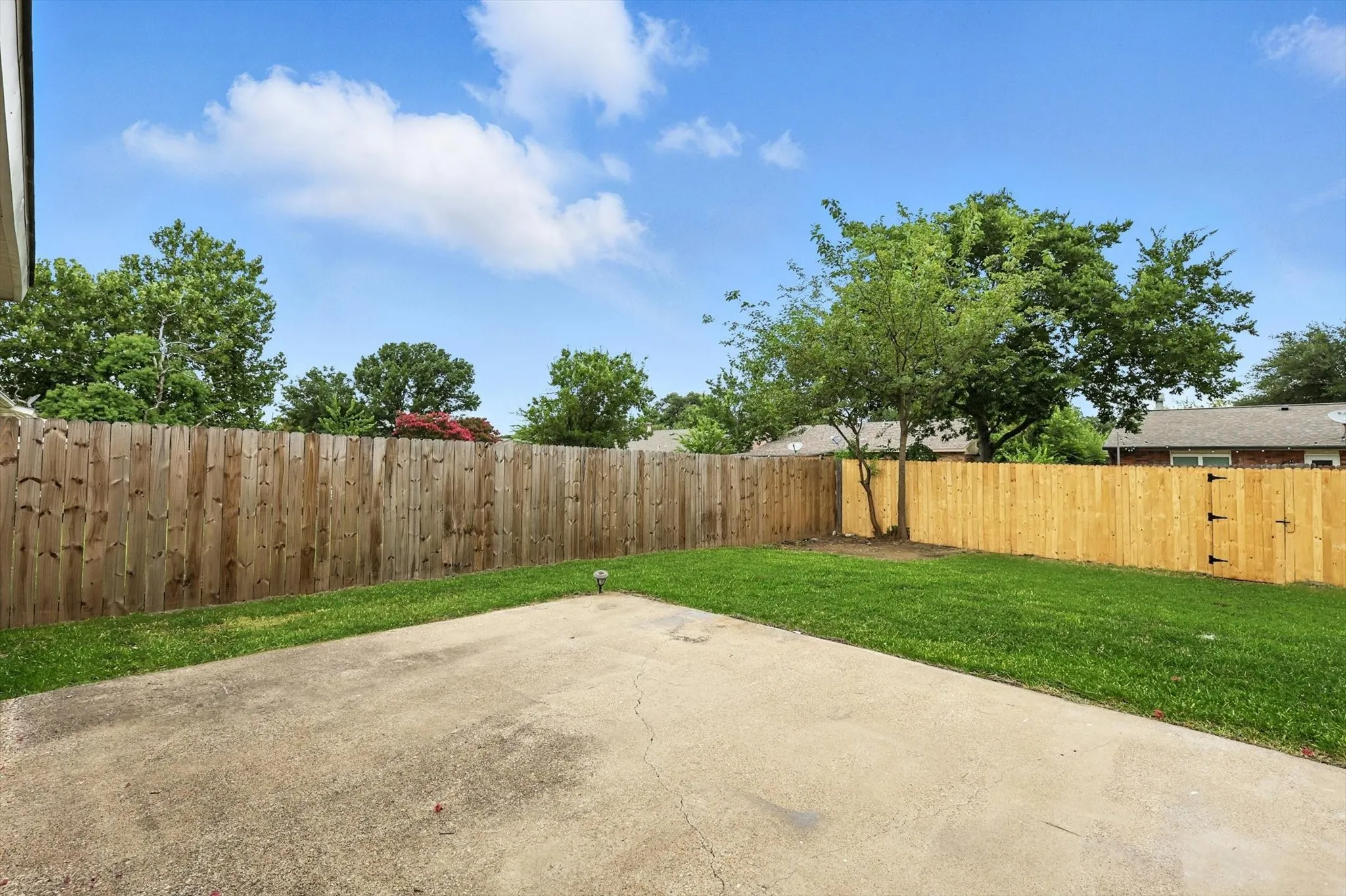 Single Family Residence For Rent in Denton County , 5221 Knox Drive, The Colony, Texas 75056, 3 Bedroom, 2 Bathroom, 2 Garage spaces, 1,379 Sqft, built in 1974, mls#21391291, Real Estate Agent in The Colony, Homes For Rent in Denton county, Homes For Rent in The Colony, Realtor in The Colony Texas, Real Estate Brokerage Independent Realty Texas, Luminita Cordes Realtor