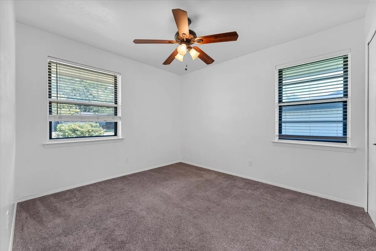 Single Family Residence For Rent in Dallas County , 817 Warren Way, Richardson, Texas 75080, 3 Bedroom, 2 Bathroom, 2 Garage spaces, 1,296 Sqft, built in 1961, mls#21391293, Real Estate Agent in Richardson, Homes For Rent in Dallas county, Homes For Rent in Richardson, Realtor in Richardson Texas, Real Estate Brokerage Independent Realty Texas, Luminita Cordes Realtor