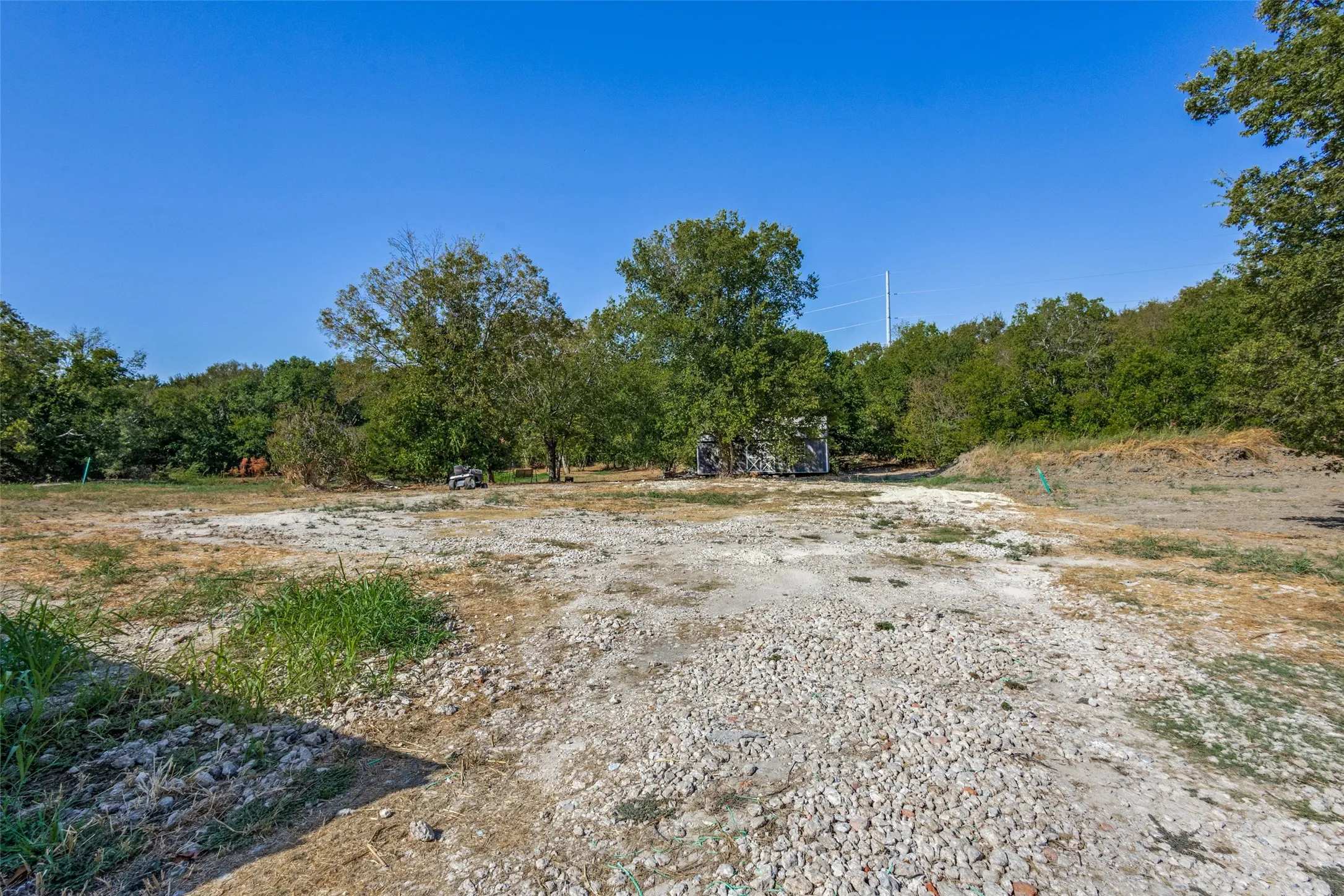 Single Family Residence For Sale in Collin County , 240 Teakwood Drive, Princeton, Texas 75407, 4 Bedroom, 4 Bathroom, 2 Garage spaces, 2,531 Sqft, built in 2020, mls#21391185, Real Estate Agent in Princeton, Homes For Sale in Collin county, Homes For Sale in Princeton, Realtor in Princeton Texas, Real Estate Brokerage Independent Realty Texas, Luminita Cordes Realtor