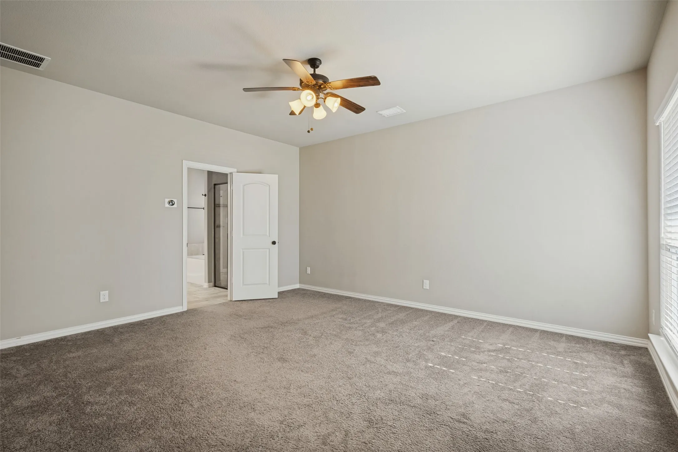 Single Family Residence For Sale in Collin County , 240 Teakwood Drive, Princeton, Texas 75407, 4 Bedroom, 4 Bathroom, 2 Garage spaces, 2,531 Sqft, built in 2020, mls#21391185, Real Estate Agent in Princeton, Homes For Sale in Collin county, Homes For Sale in Princeton, Realtor in Princeton Texas, Real Estate Brokerage Independent Realty Texas, Luminita Cordes Realtor