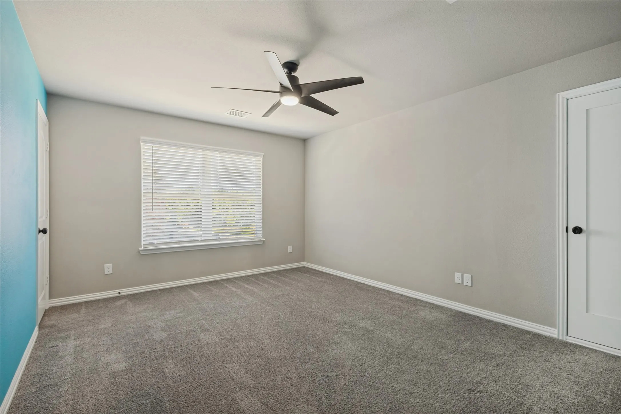 Single Family Residence For Sale in Collin County , 240 Teakwood Drive, Princeton, Texas 75407, 4 Bedroom, 4 Bathroom, 2 Garage spaces, 2,531 Sqft, built in 2020, mls#21391185, Real Estate Agent in Princeton, Homes For Sale in Collin county, Homes For Sale in Princeton, Realtor in Princeton Texas, Real Estate Brokerage Independent Realty Texas, Luminita Cordes Realtor