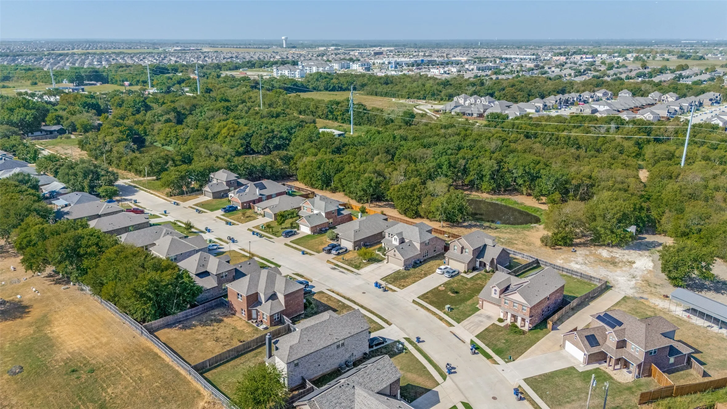 Single Family Residence For Sale in Collin County , 240 Teakwood Drive, Princeton, Texas 75407, 4 Bedroom, 4 Bathroom, 2 Garage spaces, 2,531 Sqft, built in 2020, mls#21391185, Real Estate Agent in Princeton, Homes For Sale in Collin county, Homes For Sale in Princeton, Realtor in Princeton Texas, Real Estate Brokerage Independent Realty Texas, Luminita Cordes Realtor