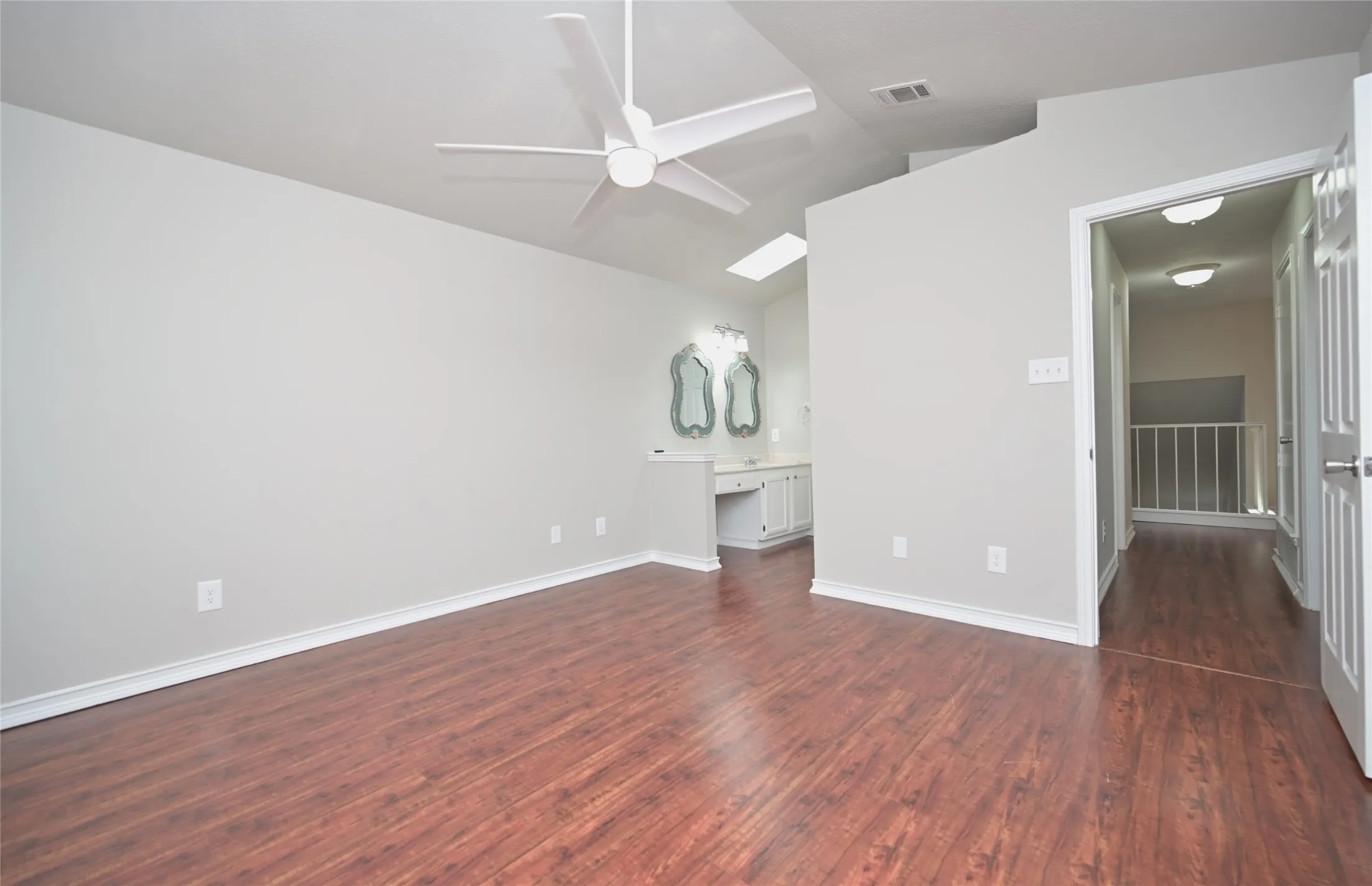Single Family Residence For Sale in Tarrant County , 4649 Misty Ridge Drive, Fort Worth, Texas 76137, 3 Bedroom, 2 Bathroom, 2 Garage spaces, 1,922 Sqft, built in 1986, mls#21367451, Real Estate Agent in Fort Worth, Homes For Sale in Tarrant county, Homes For Sale in Fort Worth, Realtor in Fort Worth Texas, Real Estate Brokerage Independent Realty Texas, Luminita Cordes Realtor