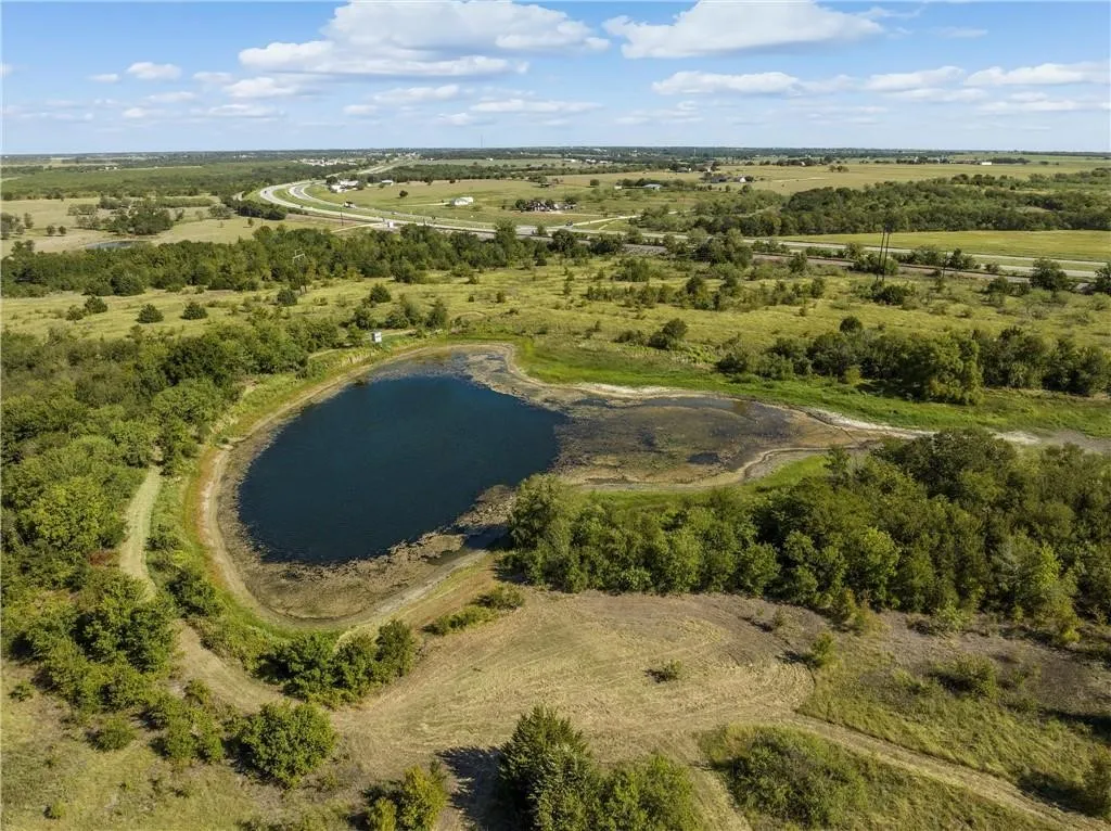 Unimproved Land For Sale in Falls County , 4961 HWY 6, Riesel, Texas 76682, 0, 0, Garage spaces, 0 Sqft, built in 1963, mls#21391316, Real Estate Agent in Riesel, Homes For Sale in Falls county, Homes For Sale in Riesel, Realtor in Riesel Texas, Real Estate Brokerage Independent Realty Texas, Luminita Cordes Realtor