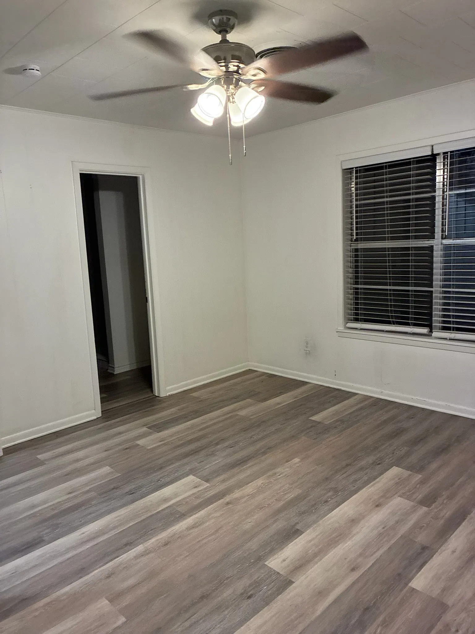 Unimproved Land For Sale in Falls County , 4961 HWY 6, Riesel, Texas 76682, 0, 0, Garage spaces, 0 Sqft, built in 1963, mls#21391316, Real Estate Agent in Riesel, Homes For Sale in Falls county, Homes For Sale in Riesel, Realtor in Riesel Texas, Real Estate Brokerage Independent Realty Texas, Luminita Cordes Realtor