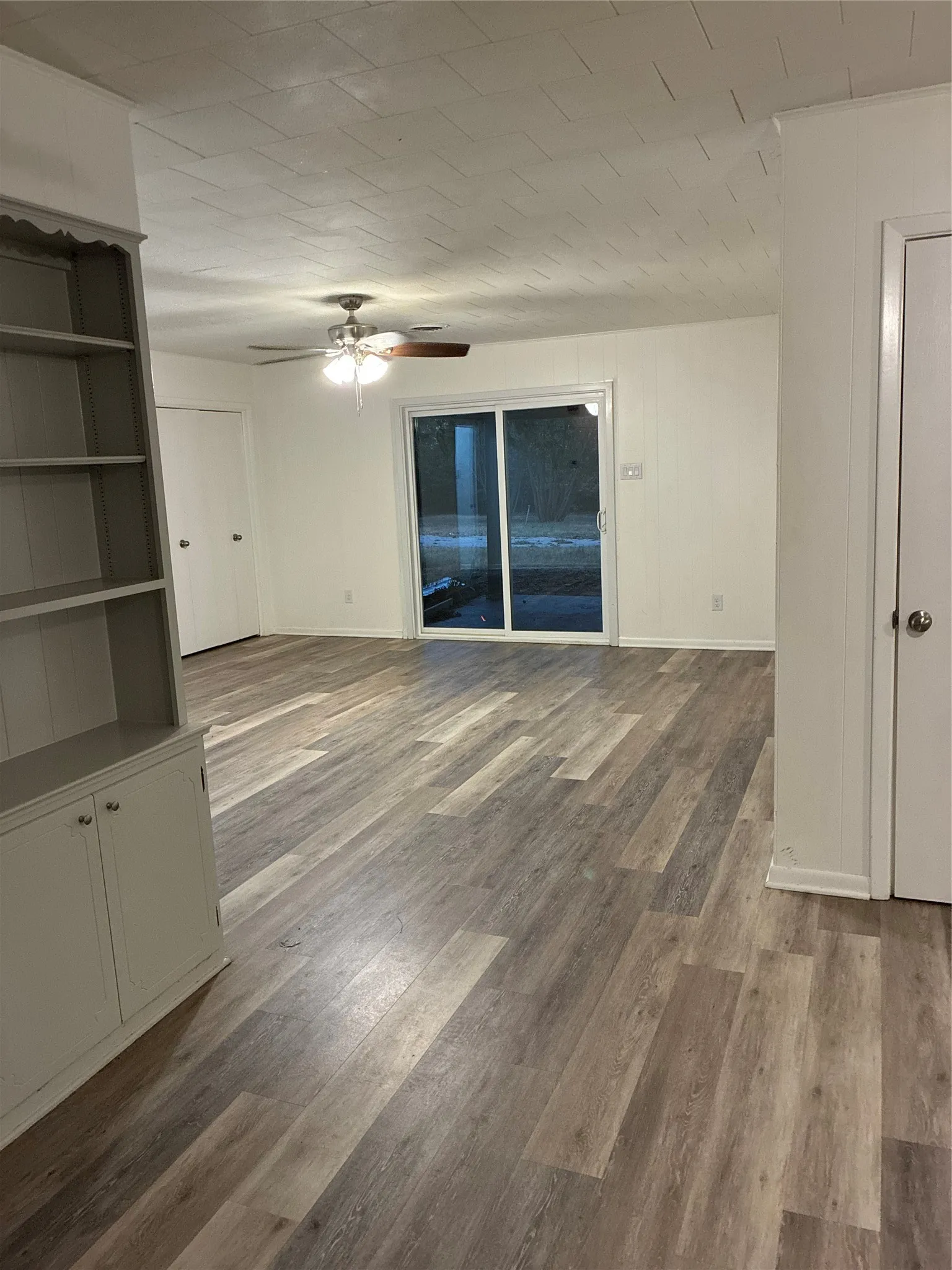Unimproved Land For Sale in Falls County , 4961 HWY 6, Riesel, Texas 76682, 0, 0, Garage spaces, 0 Sqft, built in 1963, mls#21391316, Real Estate Agent in Riesel, Homes For Sale in Falls county, Homes For Sale in Riesel, Realtor in Riesel Texas, Real Estate Brokerage Independent Realty Texas, Luminita Cordes Realtor