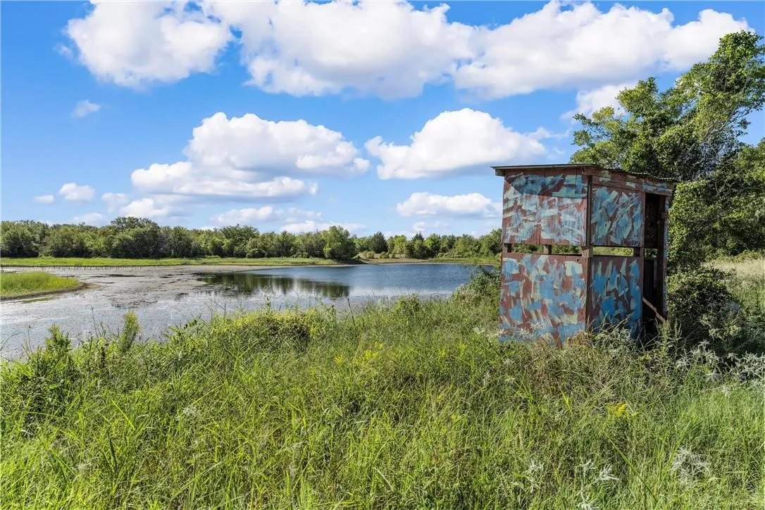 Unimproved Land For Sale in Falls County , 4961 HWY 6, Riesel, Texas 76682, 0, 0, Garage spaces, 0 Sqft, built in 1963, mls#21391316, Real Estate Agent in Riesel, Homes For Sale in Falls county, Homes For Sale in Riesel, Realtor in Riesel Texas, Real Estate Brokerage Independent Realty Texas, Luminita Cordes Realtor