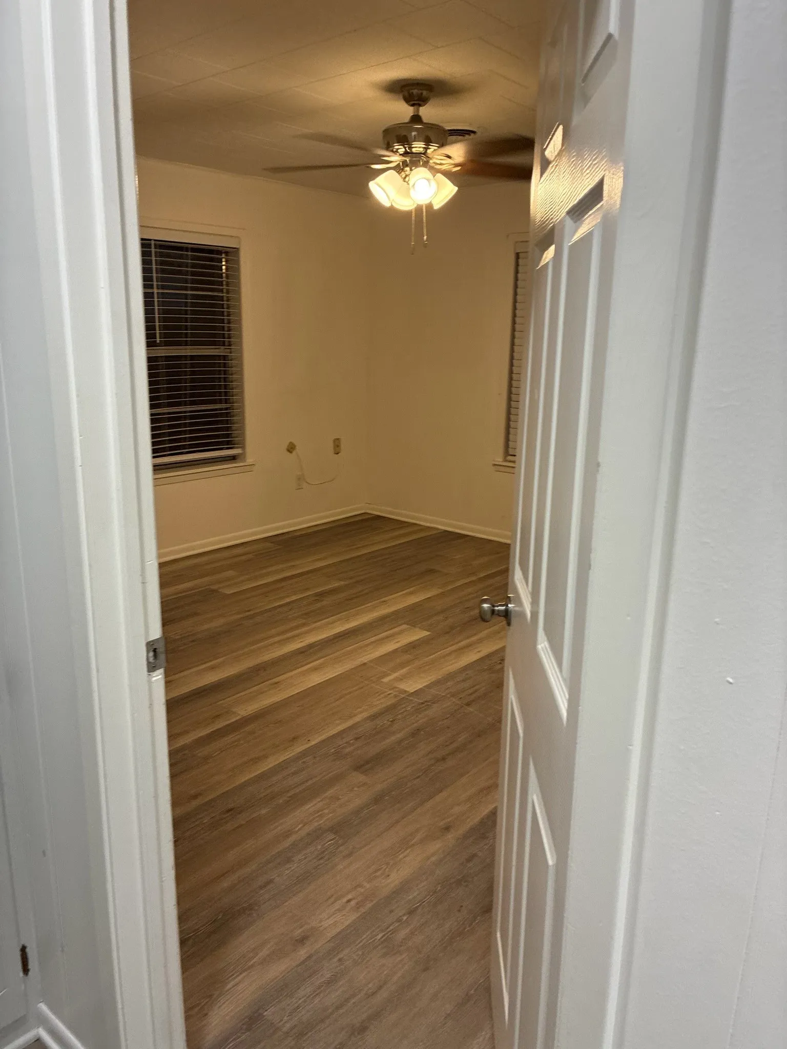 Unimproved Land For Sale in Falls County , 4961 HWY 6, Riesel, Texas 76682, 0, 0, Garage spaces, 0 Sqft, built in 1963, mls#21391316, Real Estate Agent in Riesel, Homes For Sale in Falls county, Homes For Sale in Riesel, Realtor in Riesel Texas, Real Estate Brokerage Independent Realty Texas, Luminita Cordes Realtor