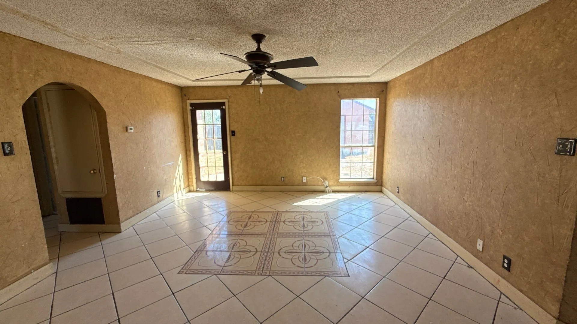Spacious Living Room