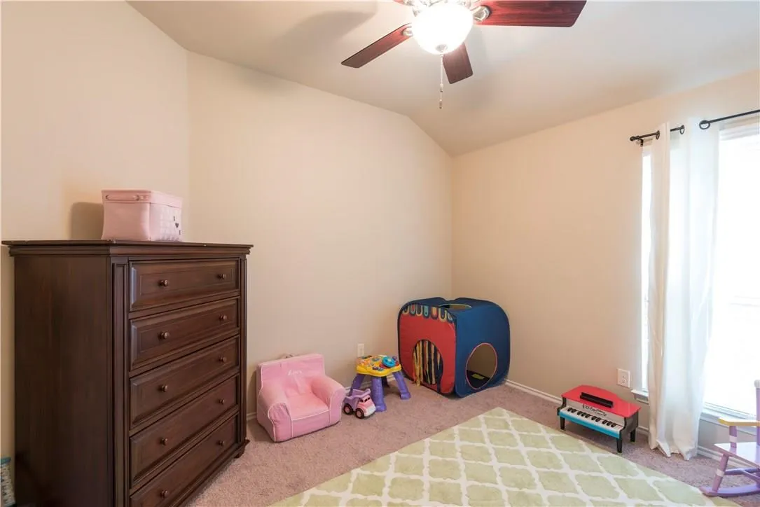 Single Family Residence For Rent in Collin County , 3514 Founders Way, Melissa, Texas 75454, 3 Bedroom, 2 Bathroom, 2 Garage spaces, 1,860 Sqft, built in 2015, mls#21391319, Real Estate Agent in Melissa, Homes For Rent in Collin county, Homes For Rent in Melissa, Realtor in Melissa Texas, Real Estate Brokerage Independent Realty Texas, Luminita Cordes Realtor