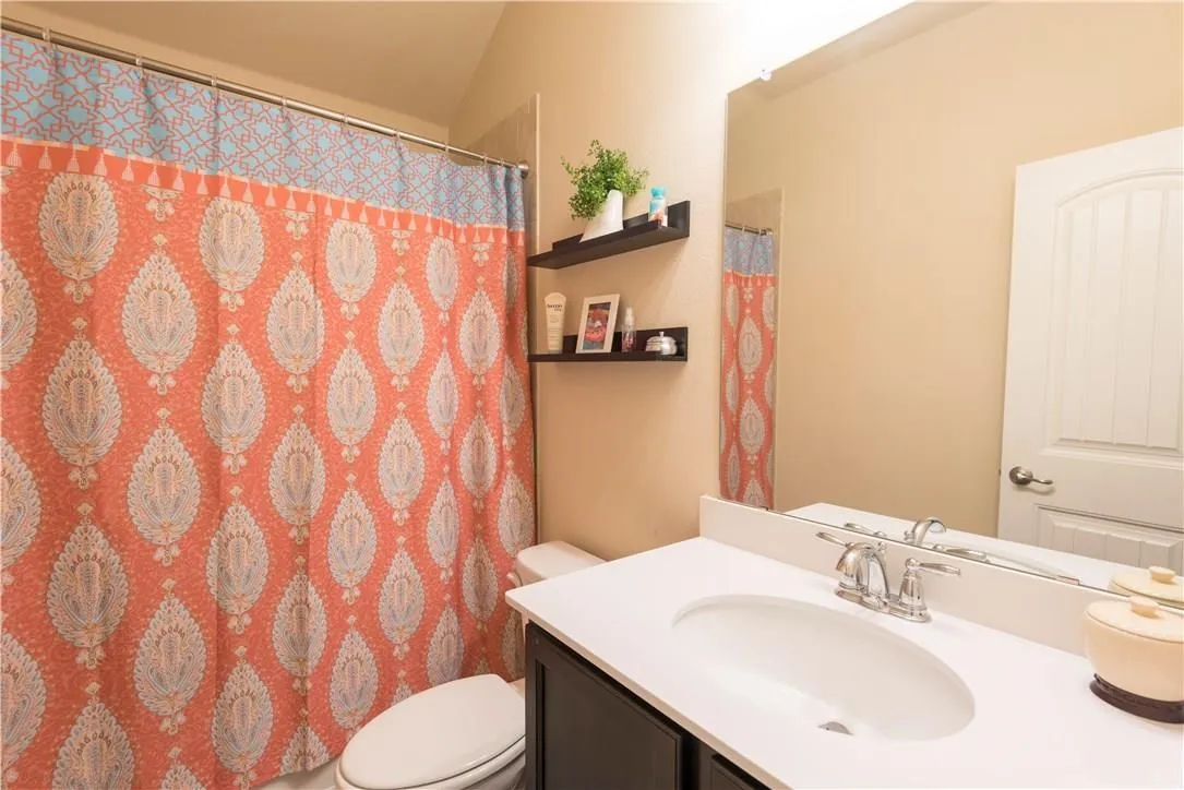 Single Family Residence For Rent in Collin County , 3514 Founders Way, Melissa, Texas 75454, 3 Bedroom, 2 Bathroom, 2 Garage spaces, 1,860 Sqft, built in 2015, mls#21391319, Real Estate Agent in Melissa, Homes For Rent in Collin county, Homes For Rent in Melissa, Realtor in Melissa Texas, Real Estate Brokerage Independent Realty Texas, Luminita Cordes Realtor