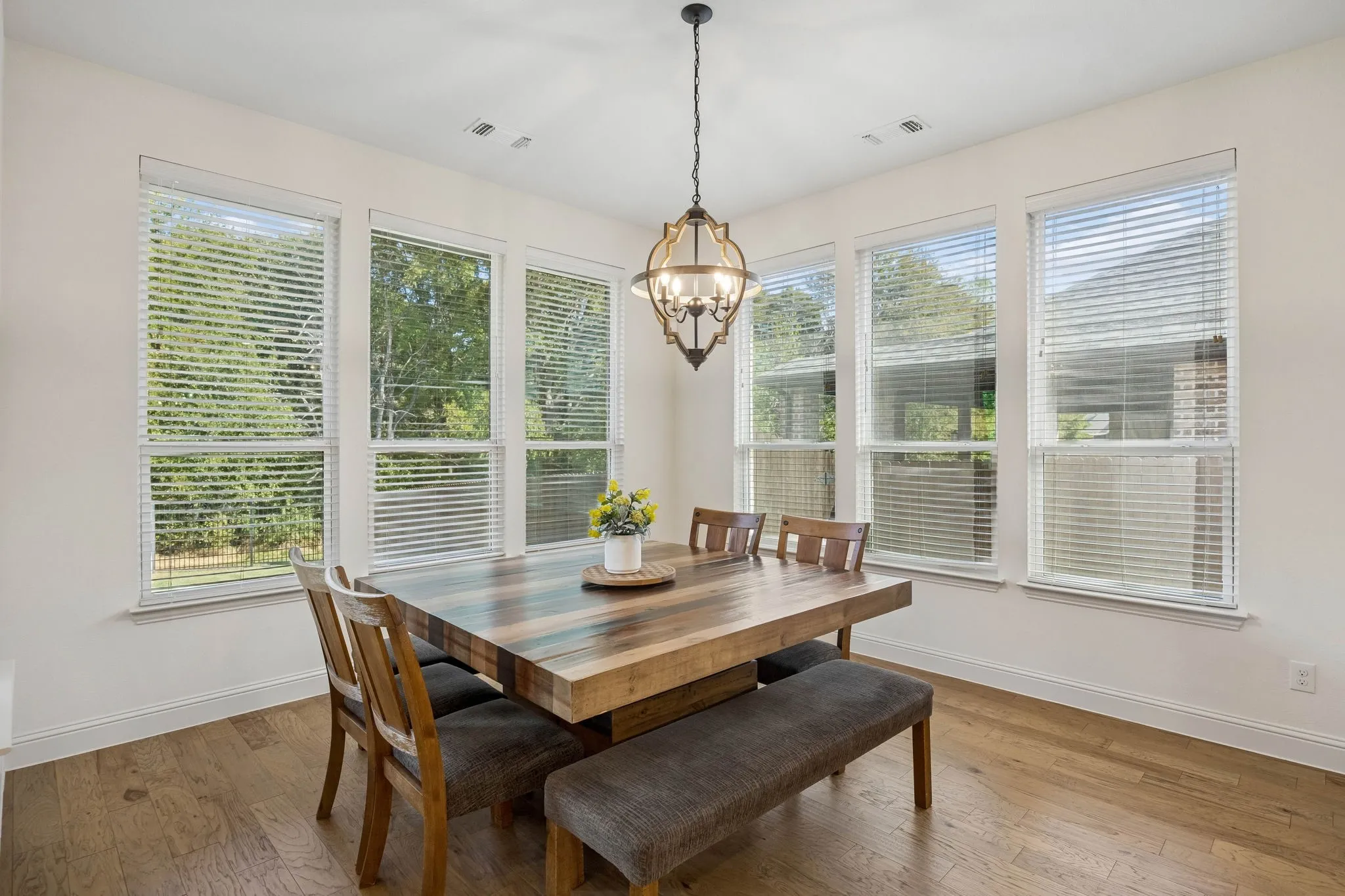 Single Family Residence For Sale in Denton County , 1713 Angus Drive, Little Elm, Texas 75068, 3 Bedroom, 3 Bathroom, 2 Garage spaces, 2,917 Sqft, built in 2018, mls#21391285, Real Estate Agent in Little Elm, Homes For Sale in Denton county, Homes For Sale in Little Elm, Realtor in Little Elm Texas, Real Estate Brokerage Independent Realty Texas, Luminita Cordes Realtor
