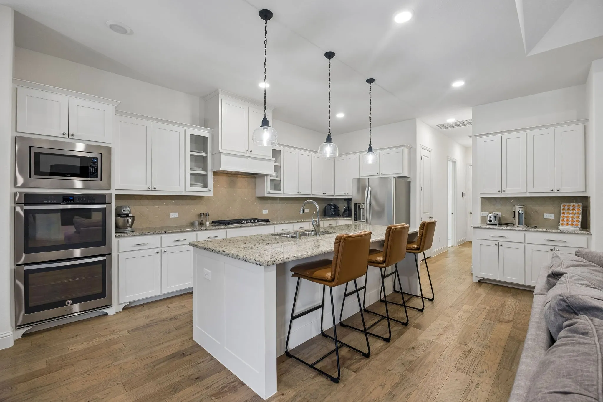 Single Family Residence For Sale in Denton County , 1713 Angus Drive, Little Elm, Texas 75068, 3 Bedroom, 3 Bathroom, 2 Garage spaces, 2,917 Sqft, built in 2018, mls#21391285, Real Estate Agent in Little Elm, Homes For Sale in Denton county, Homes For Sale in Little Elm, Realtor in Little Elm Texas, Real Estate Brokerage Independent Realty Texas, Luminita Cordes Realtor