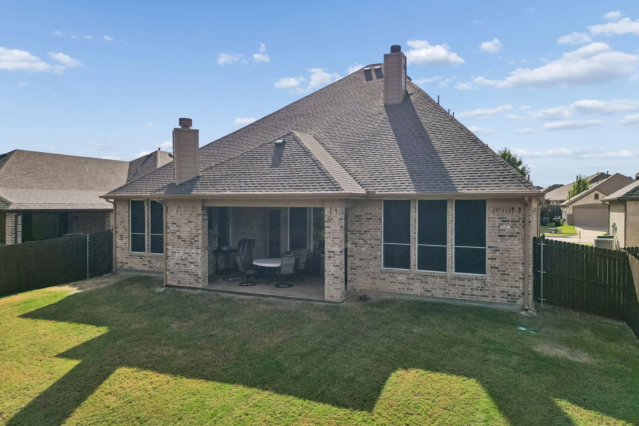 Single Family Residence For Sale in Denton County , 1713 Angus Drive, Little Elm, Texas 75068, 3 Bedroom, 3 Bathroom, 2 Garage spaces, 2,917 Sqft, built in 2018, mls#21391285, Real Estate Agent in Little Elm, Homes For Sale in Denton county, Homes For Sale in Little Elm, Realtor in Little Elm Texas, Real Estate Brokerage Independent Realty Texas, Luminita Cordes Realtor