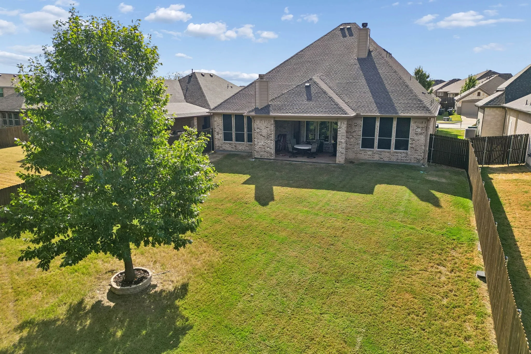 Single Family Residence For Sale in Denton County , 1713 Angus Drive, Little Elm, Texas 75068, 3 Bedroom, 3 Bathroom, 2 Garage spaces, 2,917 Sqft, built in 2018, mls#21391285, Real Estate Agent in Little Elm, Homes For Sale in Denton county, Homes For Sale in Little Elm, Realtor in Little Elm Texas, Real Estate Brokerage Independent Realty Texas, Luminita Cordes Realtor