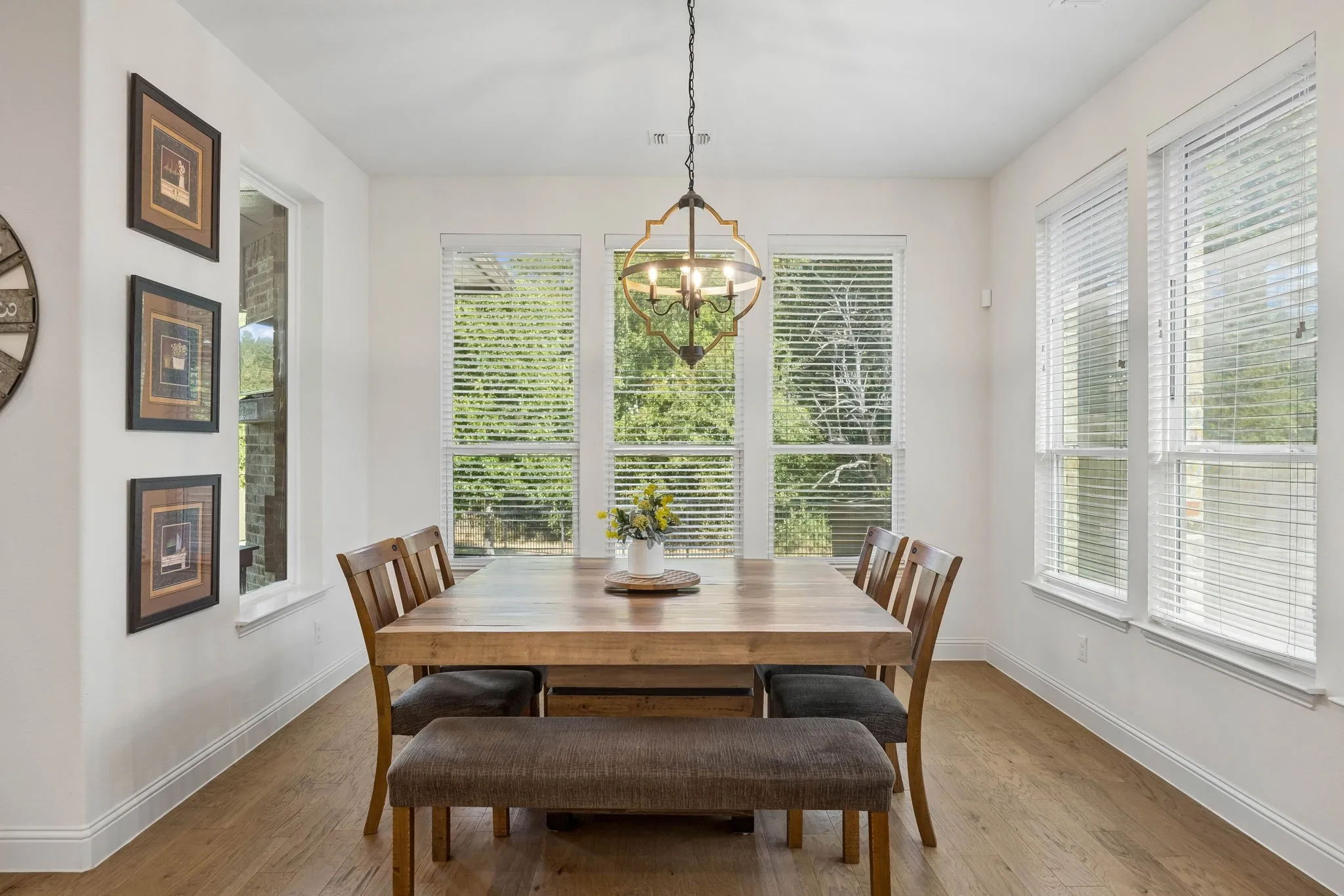 Single Family Residence For Sale in Denton County , 1713 Angus Drive, Little Elm, Texas 75068, 3 Bedroom, 3 Bathroom, 2 Garage spaces, 2,917 Sqft, built in 2018, mls#21391285, Real Estate Agent in Little Elm, Homes For Sale in Denton county, Homes For Sale in Little Elm, Realtor in Little Elm Texas, Real Estate Brokerage Independent Realty Texas, Luminita Cordes Realtor