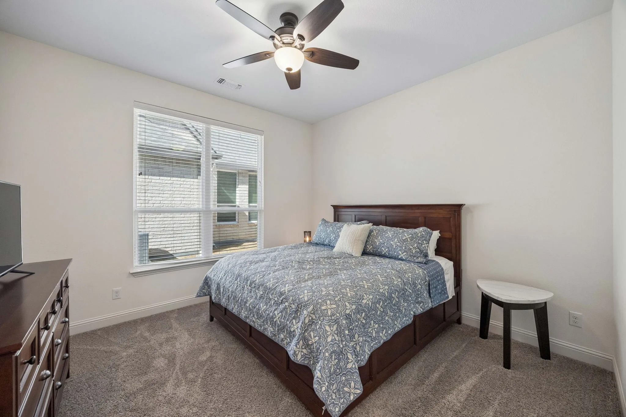Single Family Residence For Sale in Denton County , 1713 Angus Drive, Little Elm, Texas 75068, 3 Bedroom, 3 Bathroom, 2 Garage spaces, 2,917 Sqft, built in 2018, mls#21391285, Real Estate Agent in Little Elm, Homes For Sale in Denton county, Homes For Sale in Little Elm, Realtor in Little Elm Texas, Real Estate Brokerage Independent Realty Texas, Luminita Cordes Realtor
