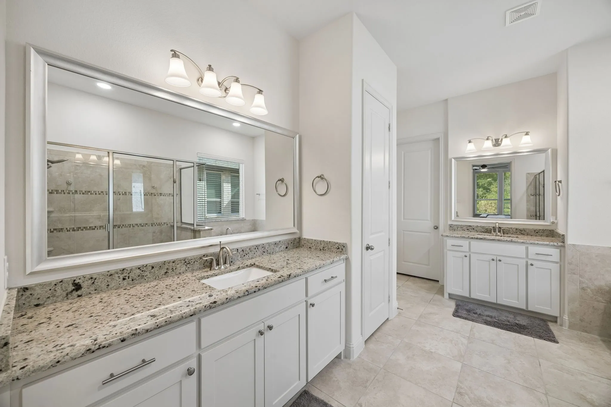 Single Family Residence For Sale in Denton County , 1713 Angus Drive, Little Elm, Texas 75068, 3 Bedroom, 3 Bathroom, 2 Garage spaces, 2,917 Sqft, built in 2018, mls#21391285, Real Estate Agent in Little Elm, Homes For Sale in Denton county, Homes For Sale in Little Elm, Realtor in Little Elm Texas, Real Estate Brokerage Independent Realty Texas, Luminita Cordes Realtor
