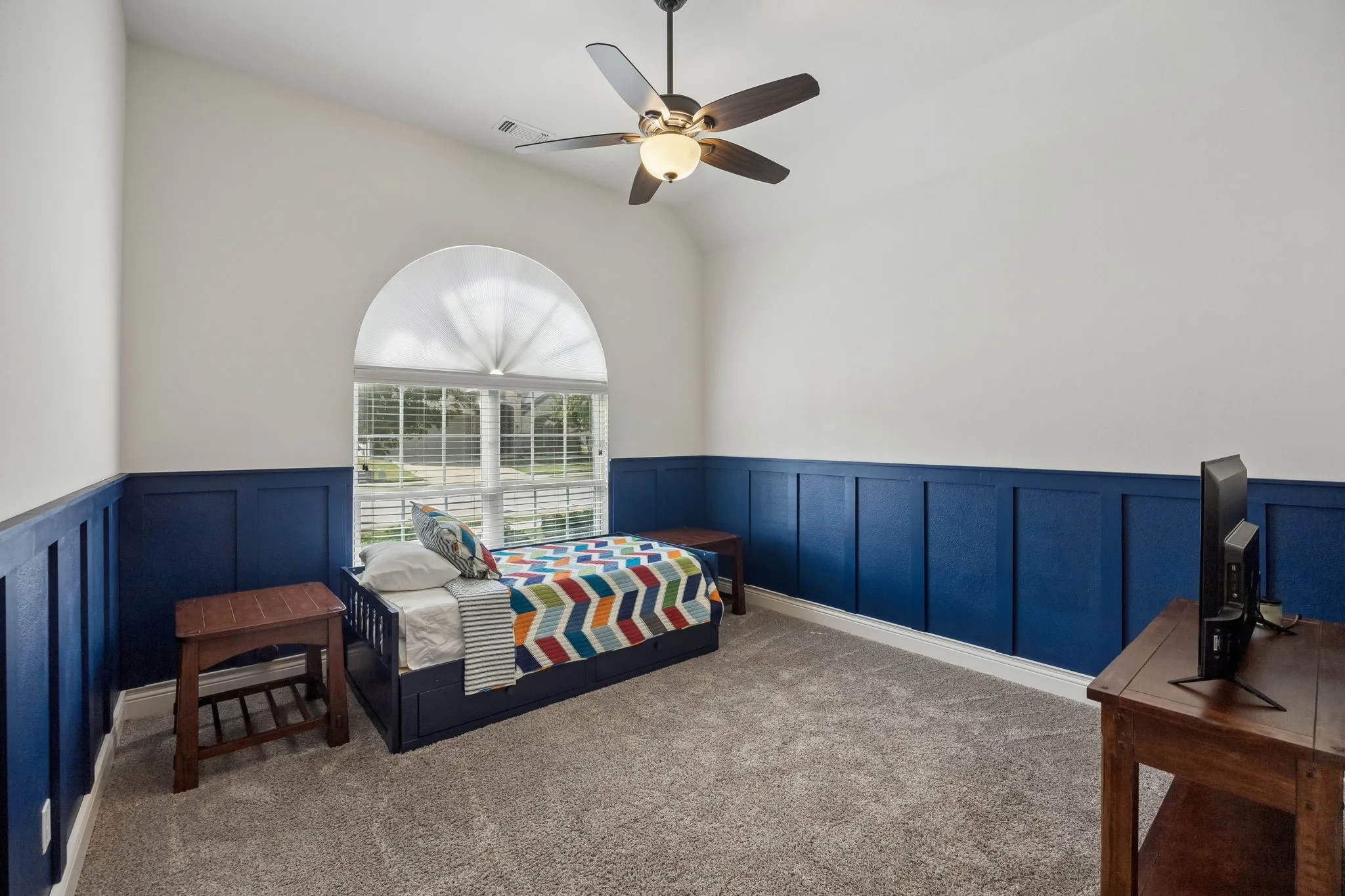 Single Family Residence For Sale in Denton County , 1713 Angus Drive, Little Elm, Texas 75068, 3 Bedroom, 3 Bathroom, 2 Garage spaces, 2,917 Sqft, built in 2018, mls#21391285, Real Estate Agent in Little Elm, Homes For Sale in Denton county, Homes For Sale in Little Elm, Realtor in Little Elm Texas, Real Estate Brokerage Independent Realty Texas, Luminita Cordes Realtor