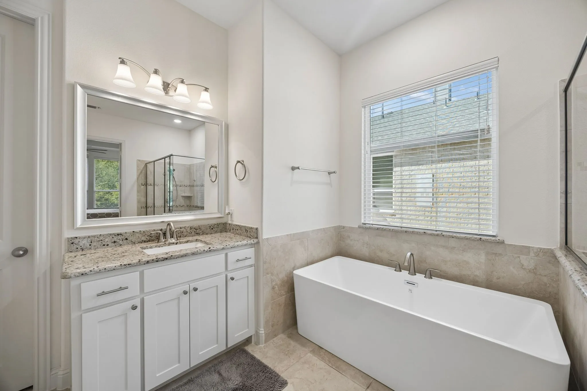 Single Family Residence For Sale in Denton County , 1713 Angus Drive, Little Elm, Texas 75068, 3 Bedroom, 3 Bathroom, 2 Garage spaces, 2,917 Sqft, built in 2018, mls#21391285, Real Estate Agent in Little Elm, Homes For Sale in Denton county, Homes For Sale in Little Elm, Realtor in Little Elm Texas, Real Estate Brokerage Independent Realty Texas, Luminita Cordes Realtor